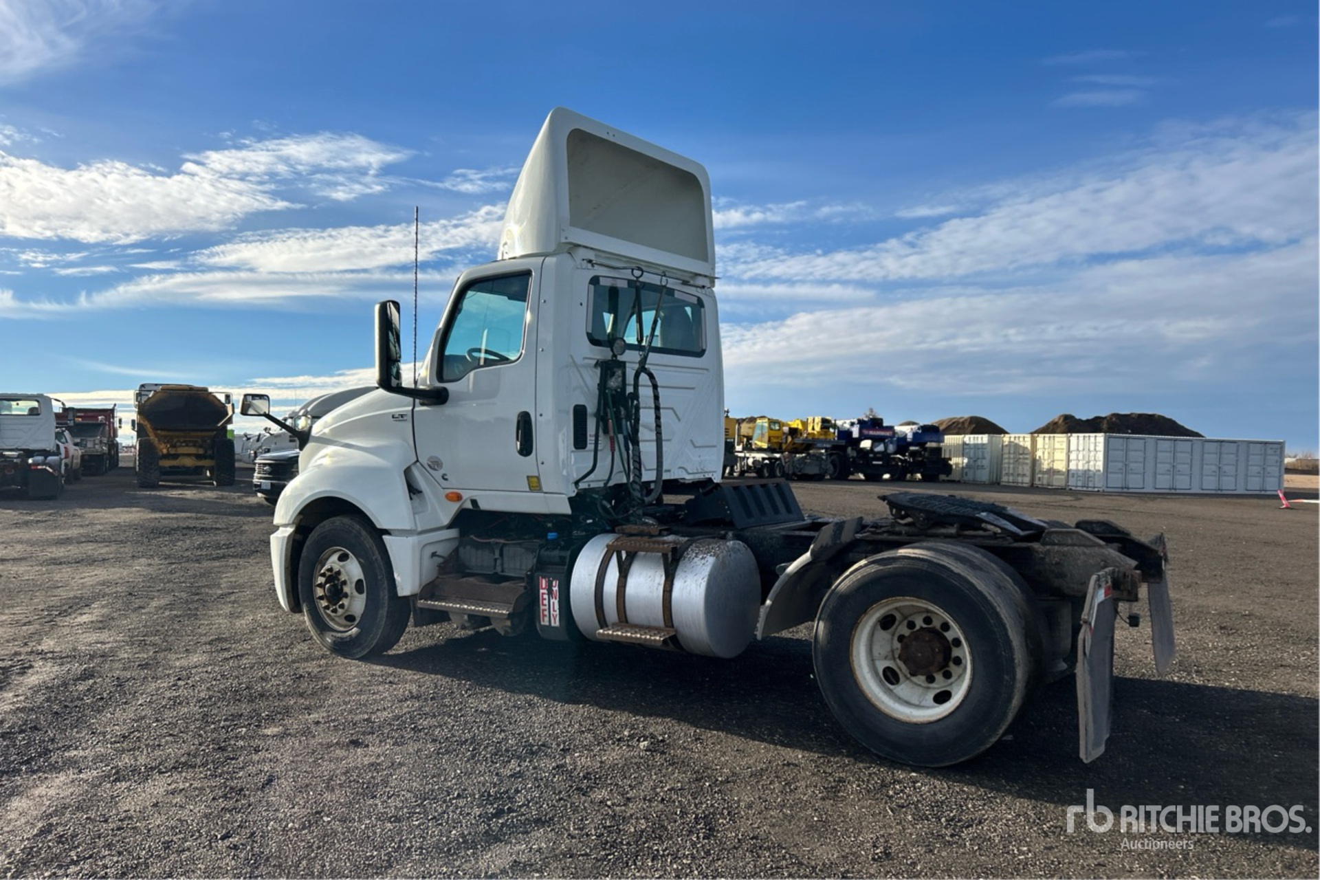 General Appearance with Imagen: esquina trasera izquierda