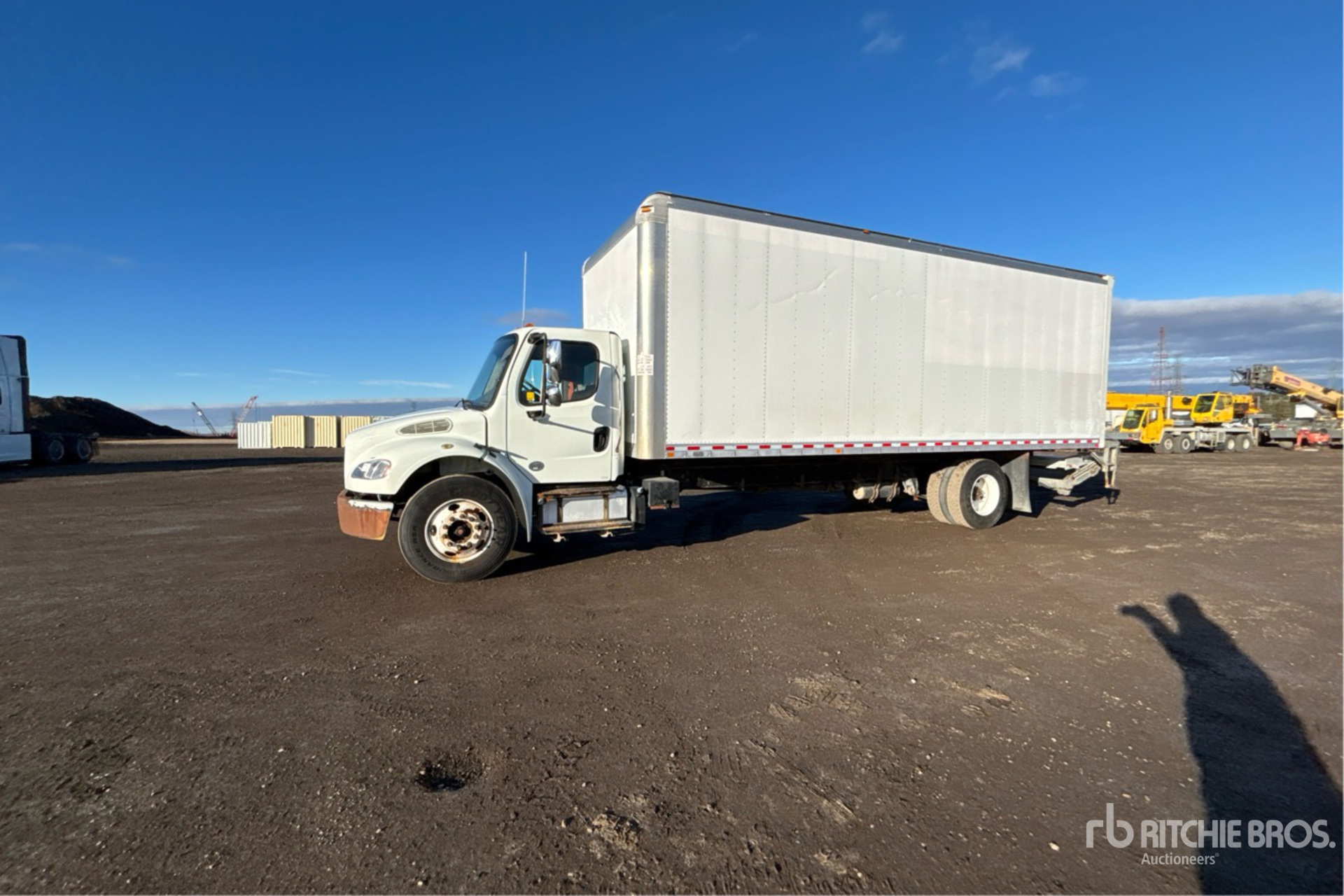 General Appearance with Foto, angolo anteriore sinistro