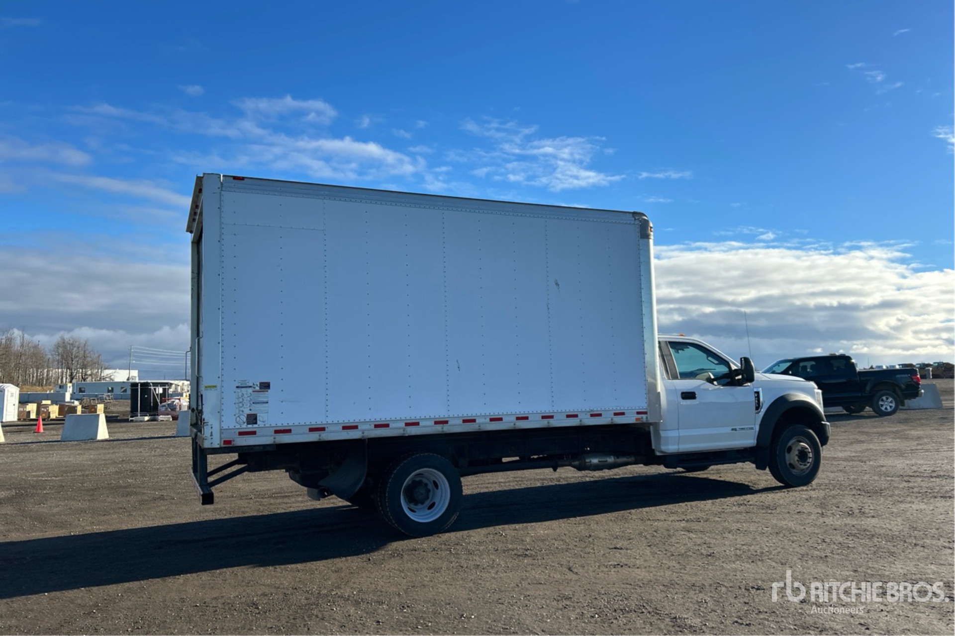 General Appearance with Image, coin arrière droit