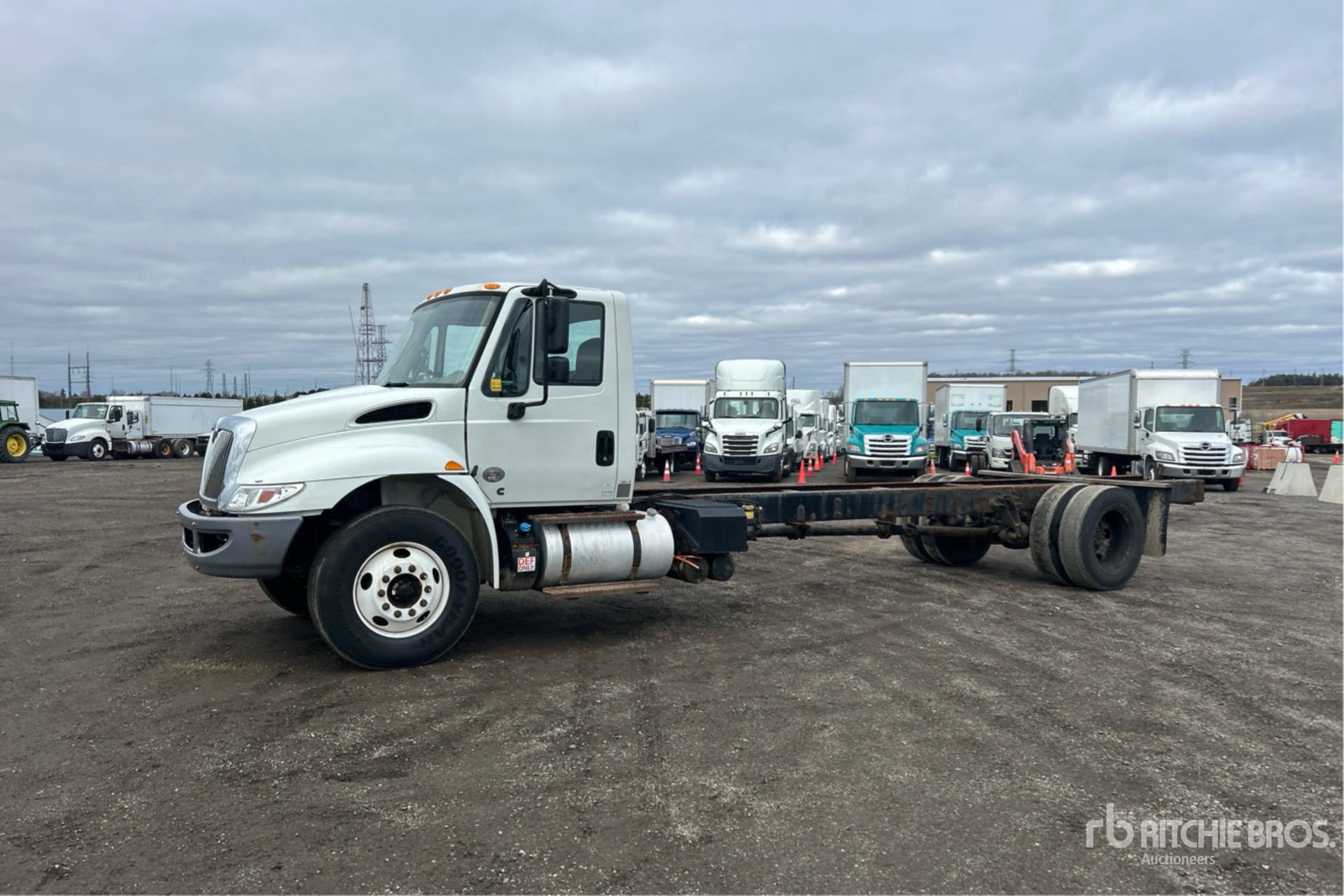 General Appearance with Picture, Left Front Corner