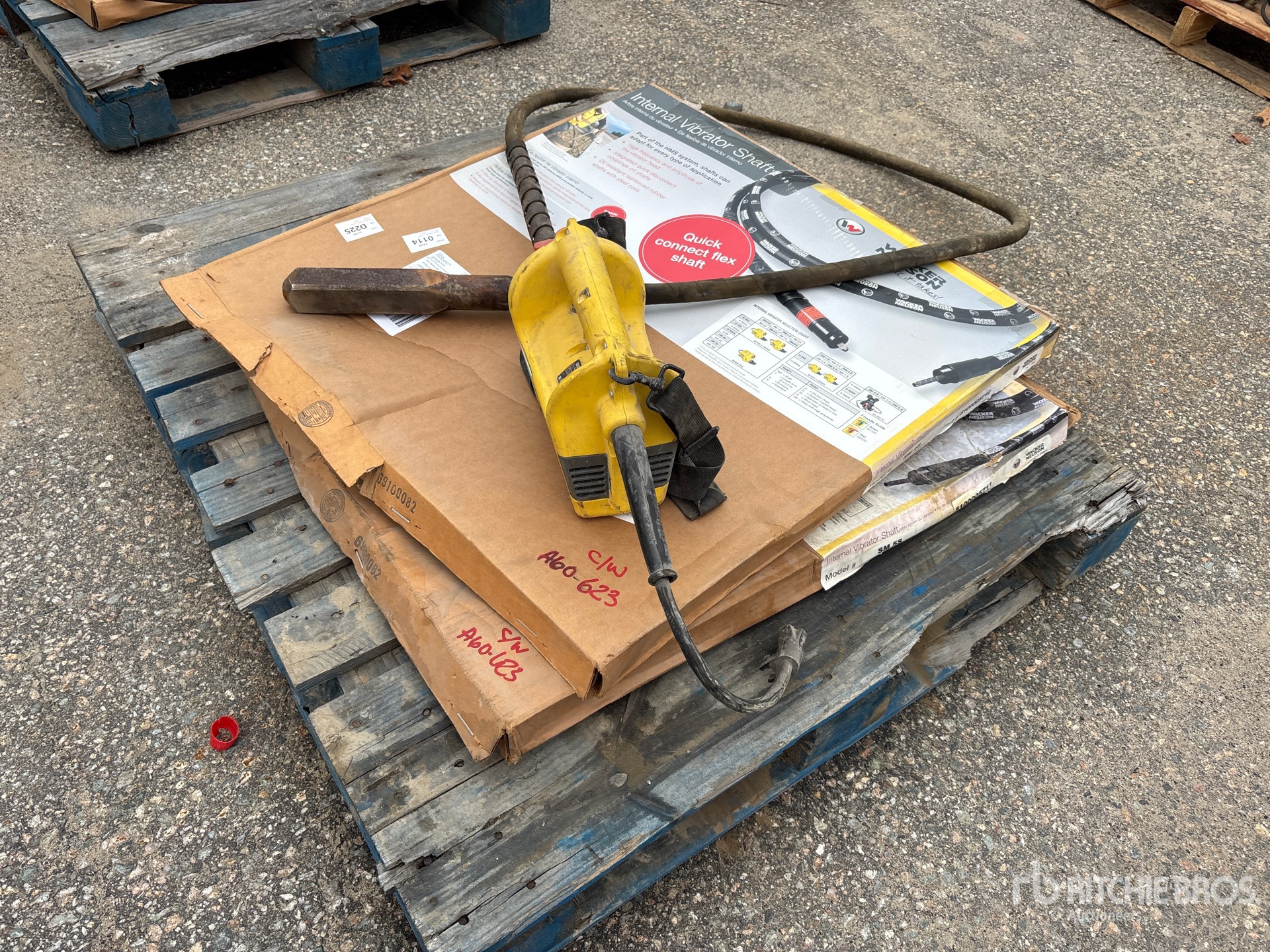 General Appearance with Featured Photo