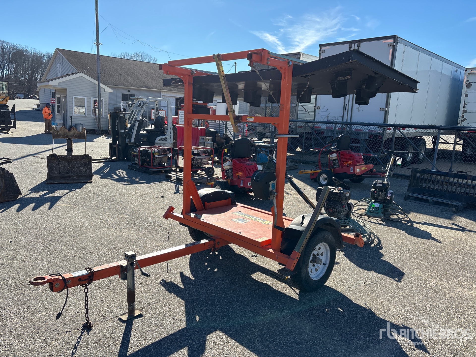 General Appearance with Featured Photo