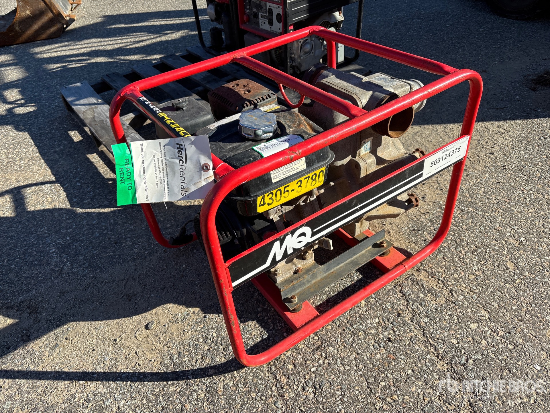 Aspect général with Image, coin arrière droit