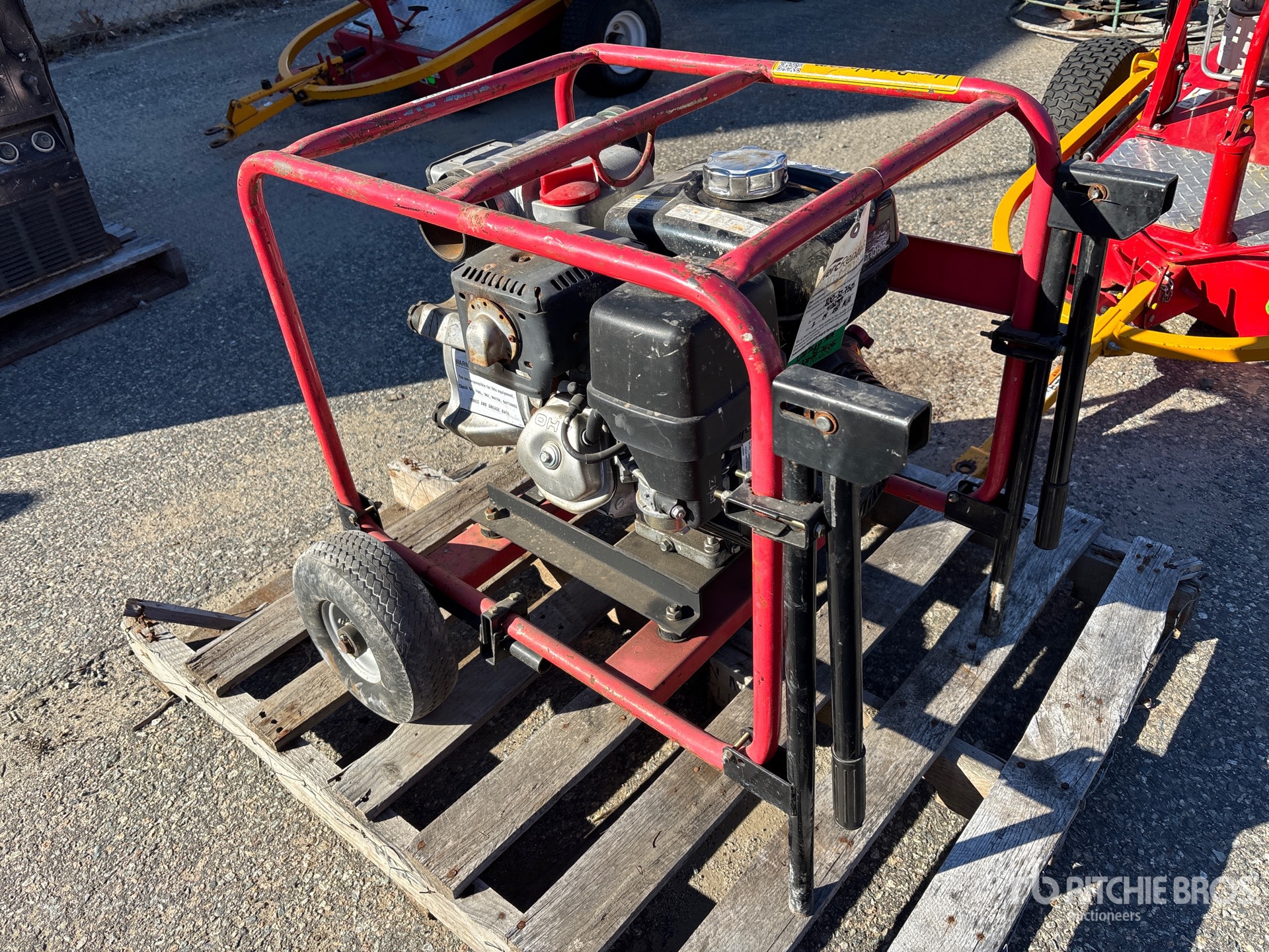 Aspect général with Image, coin arrière droit