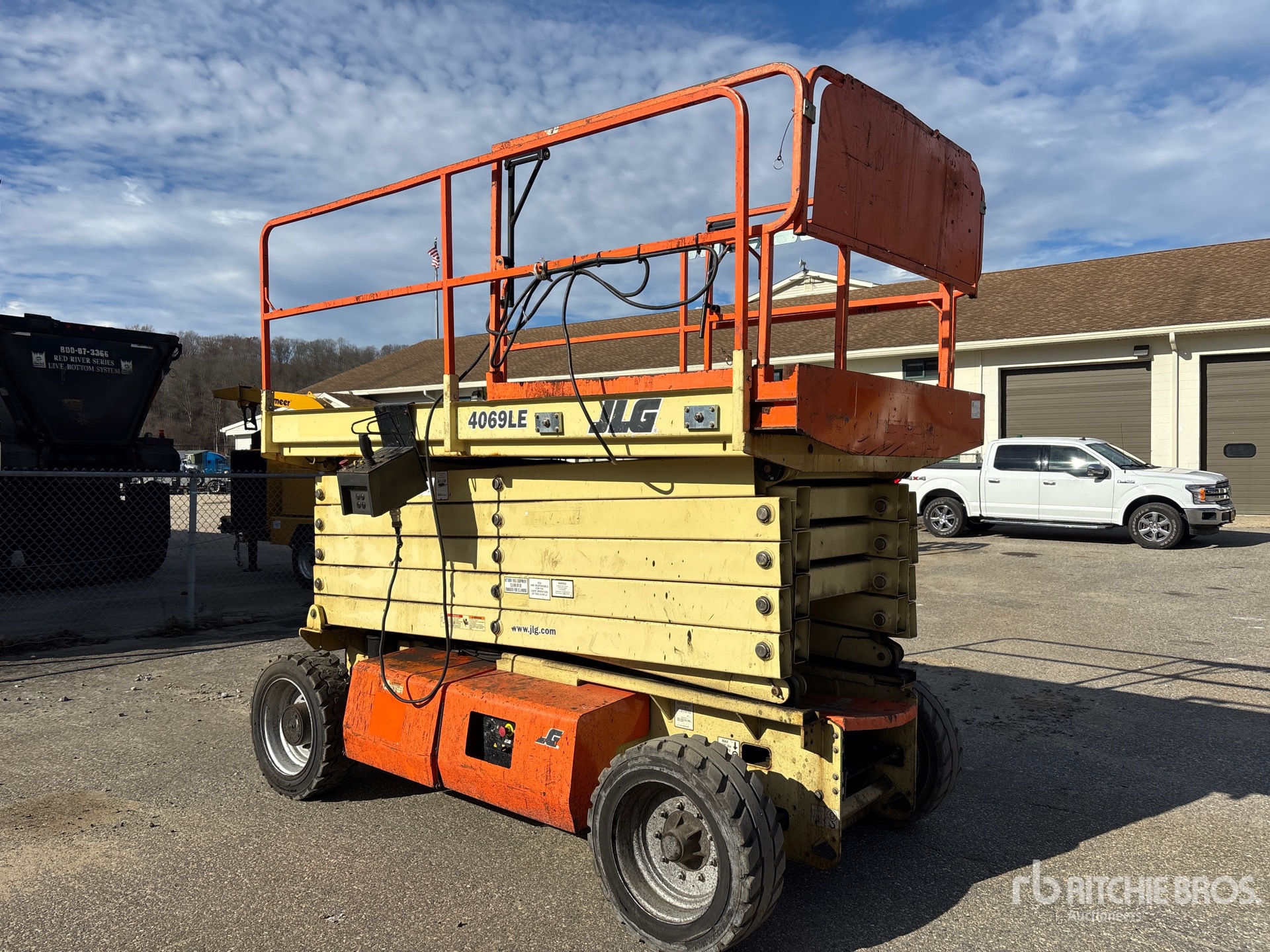 General Appearance with Imagen: esquina delantera derecha