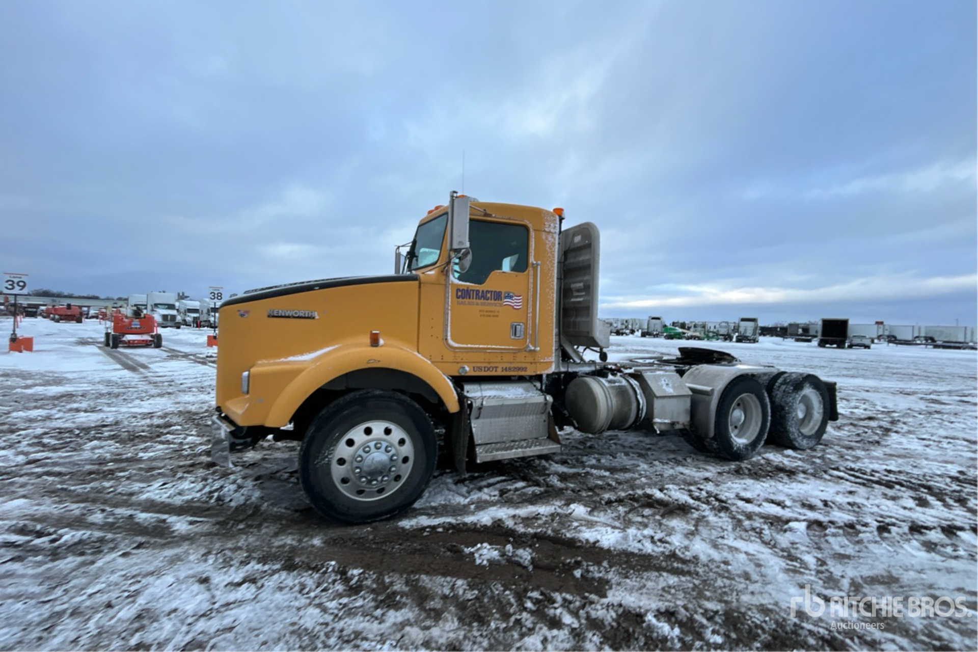 General Appearance with Picture, Left Front Corner