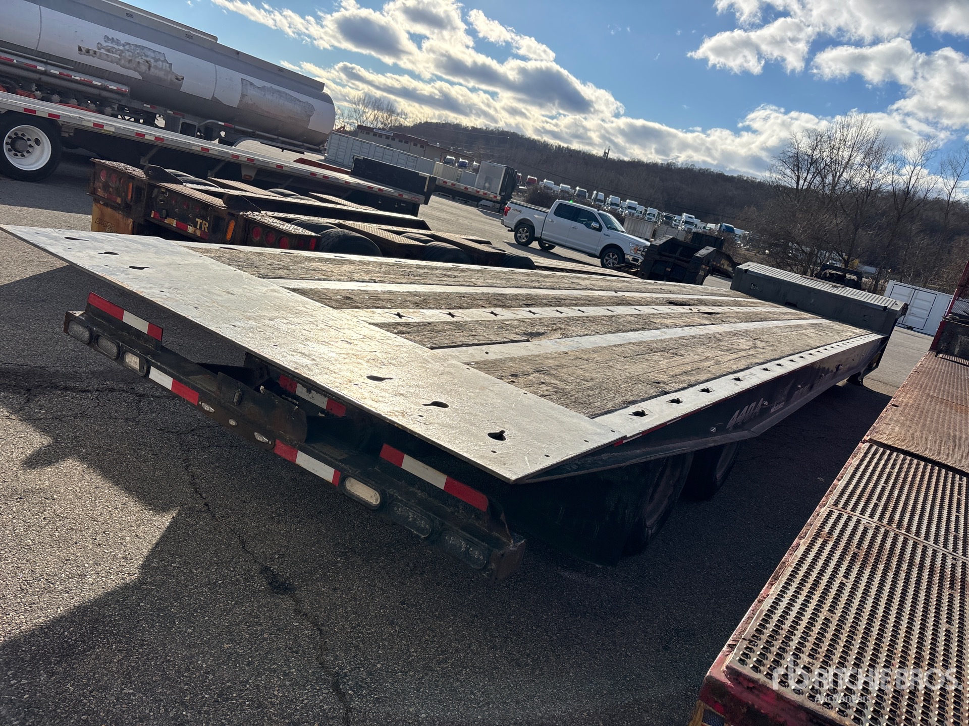 General Appearance with Image, coin arrière droit