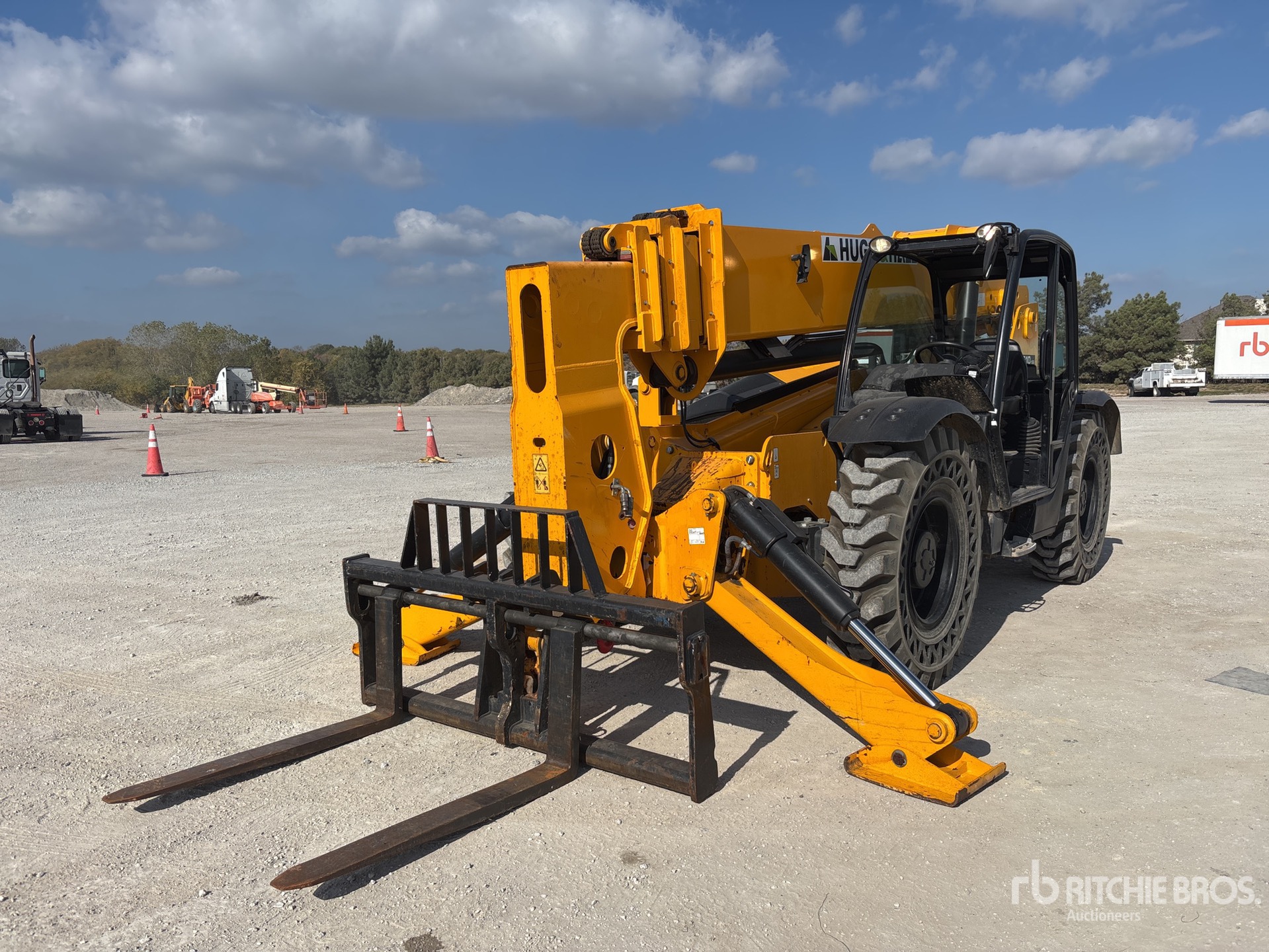 General Appearance with Spin