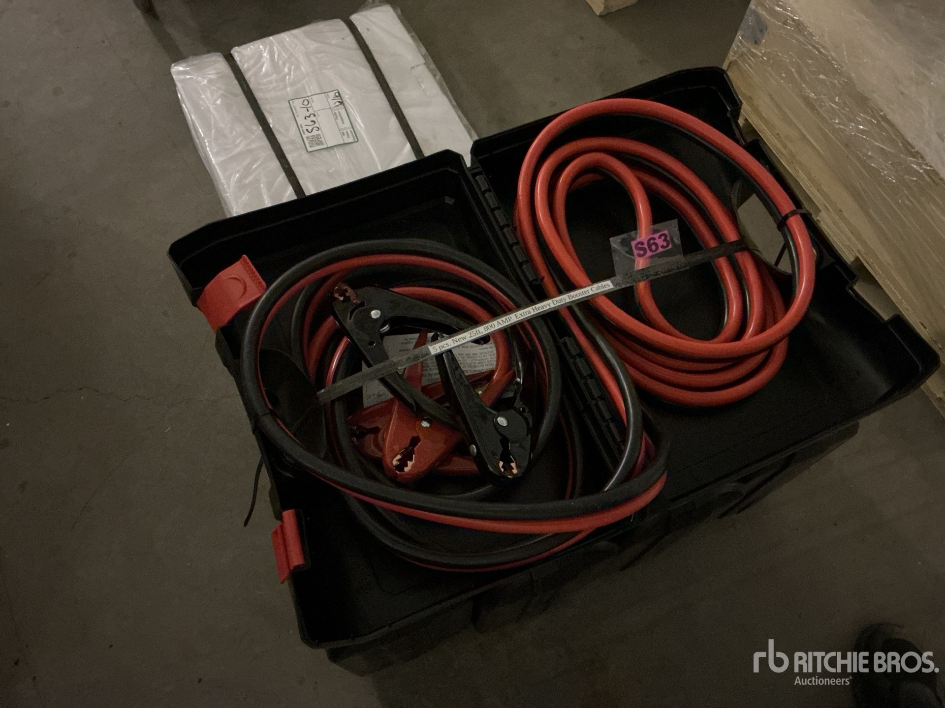 Aspect général with Image, coin arrière gauche