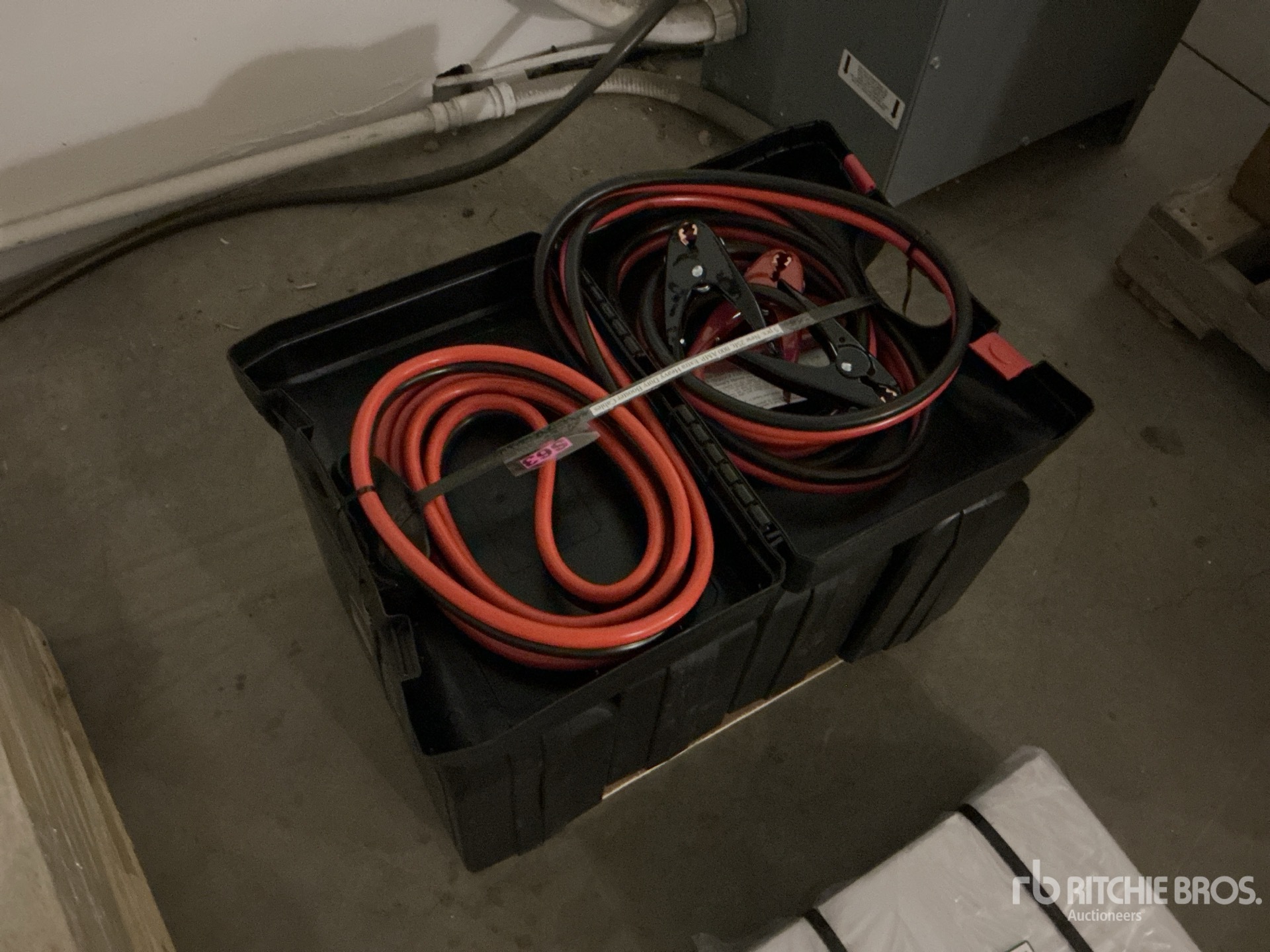 Aspect général with Image, coin avant droit