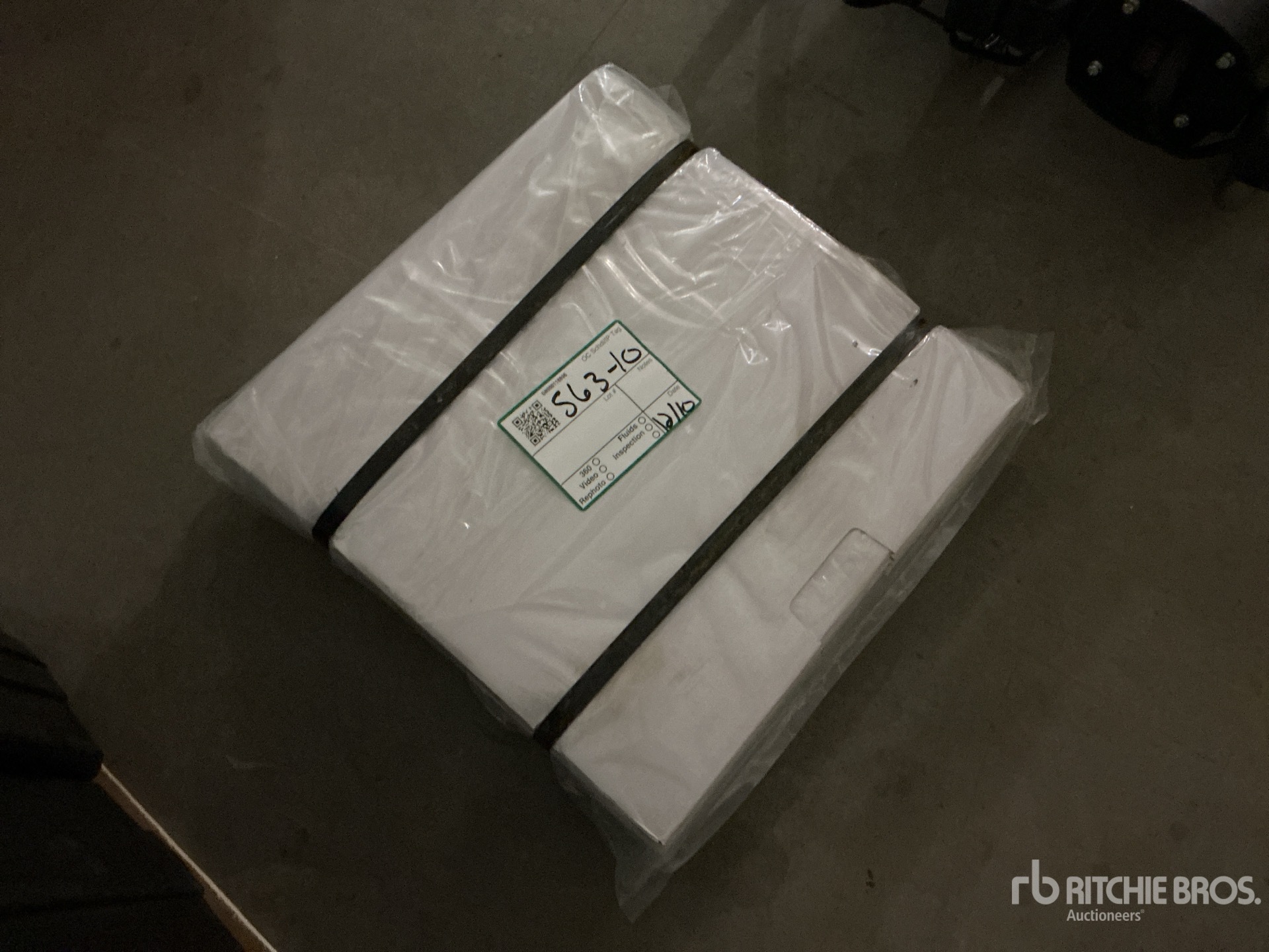 Aspect général with Image, coin arrière droit