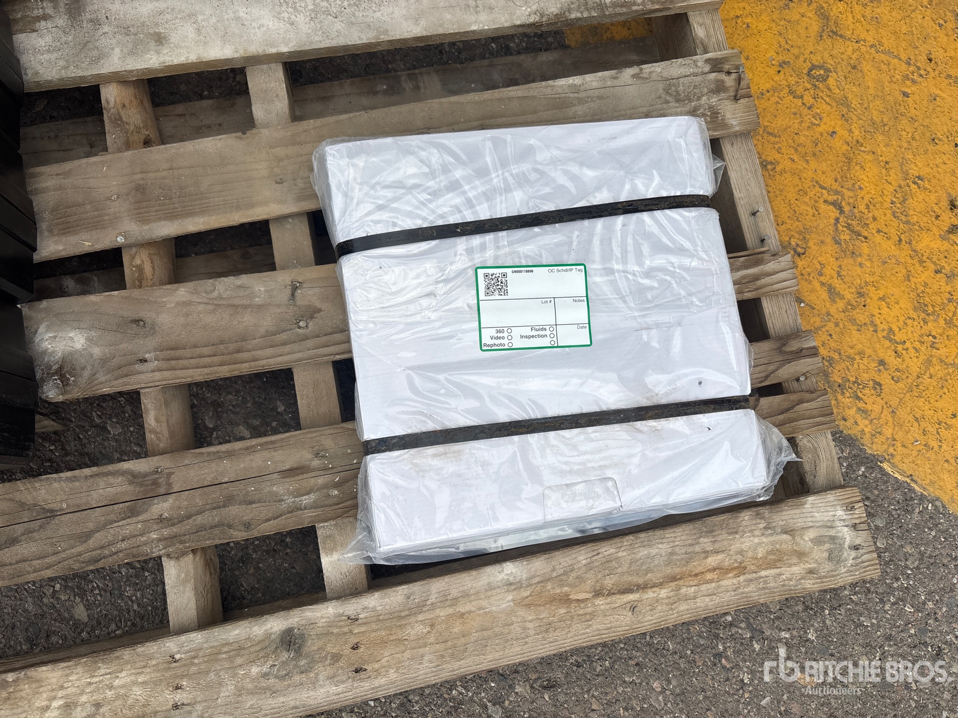 General Appearance with Featured Photo