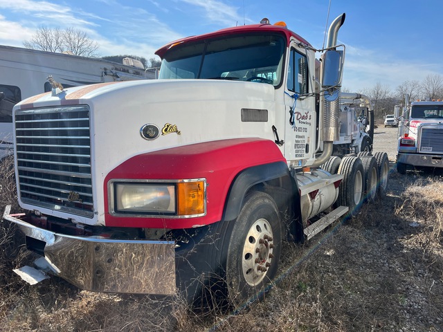 1999 Mack 700CL 8x4 Tri/A Day Cab Truck Tractor (Inoperable)