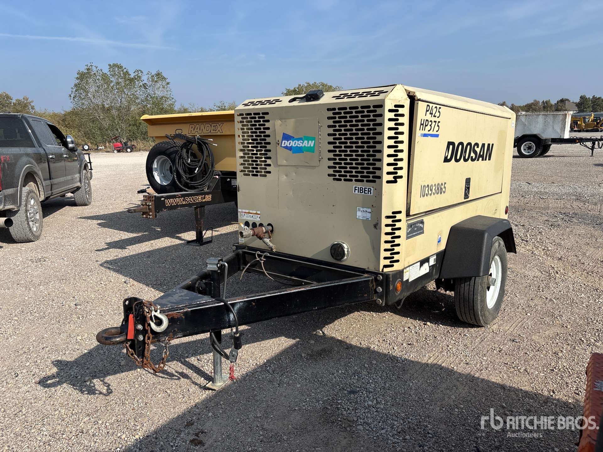 General Appearance with Bild, Ecke vorne links