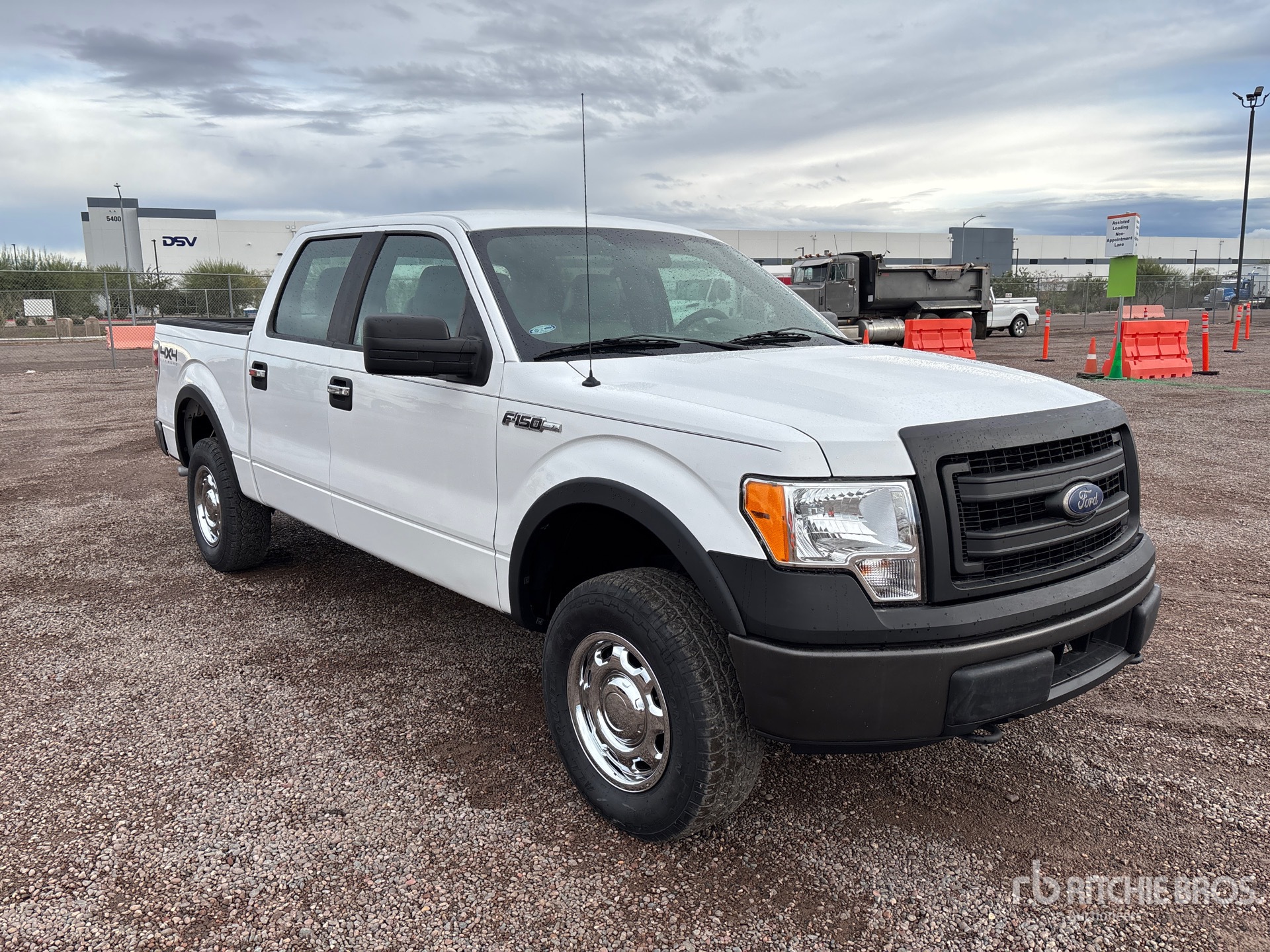 General Appearance with Picture, Right Front Corner