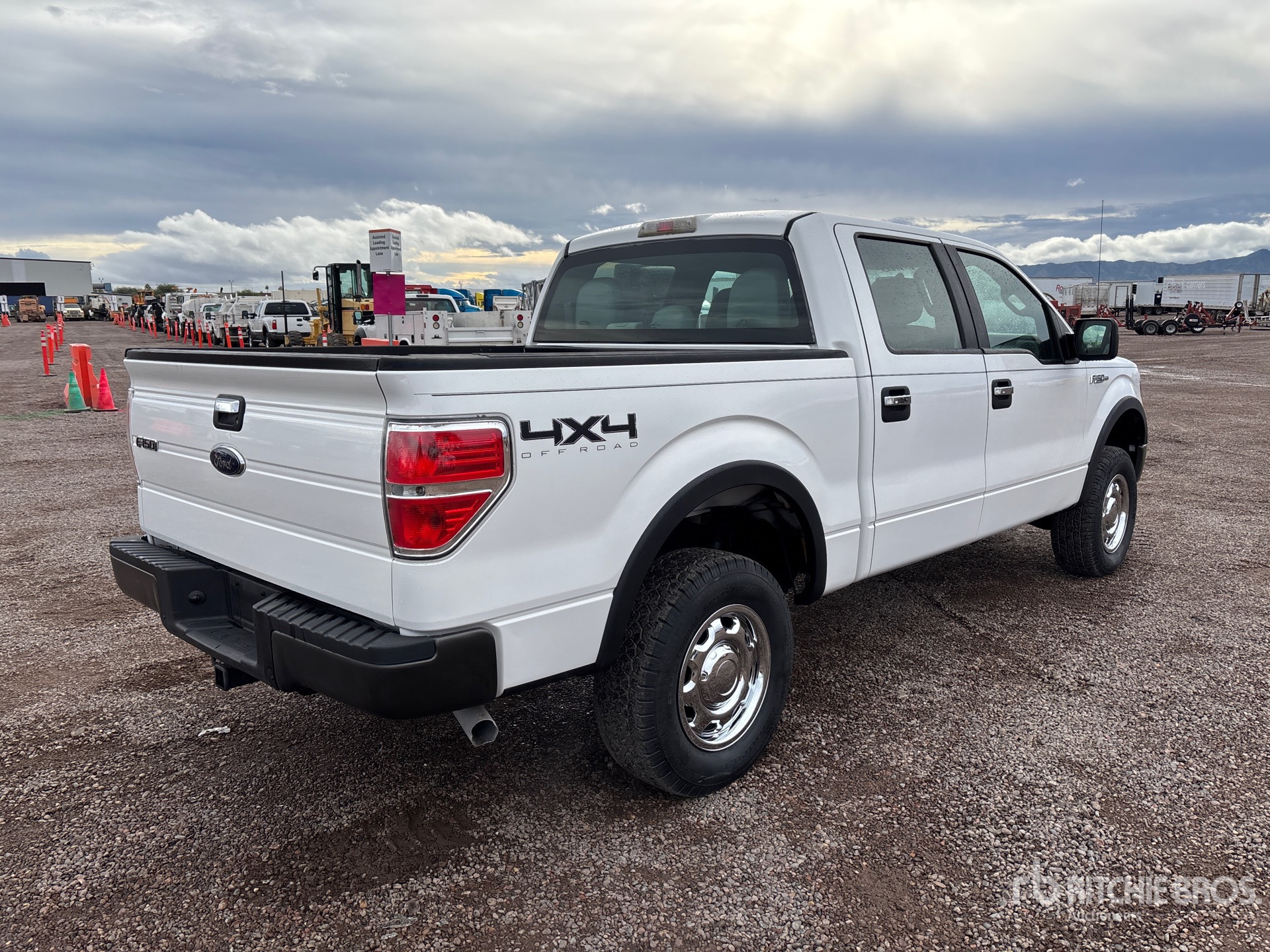 General Appearance with Picture, Right Rear Corner