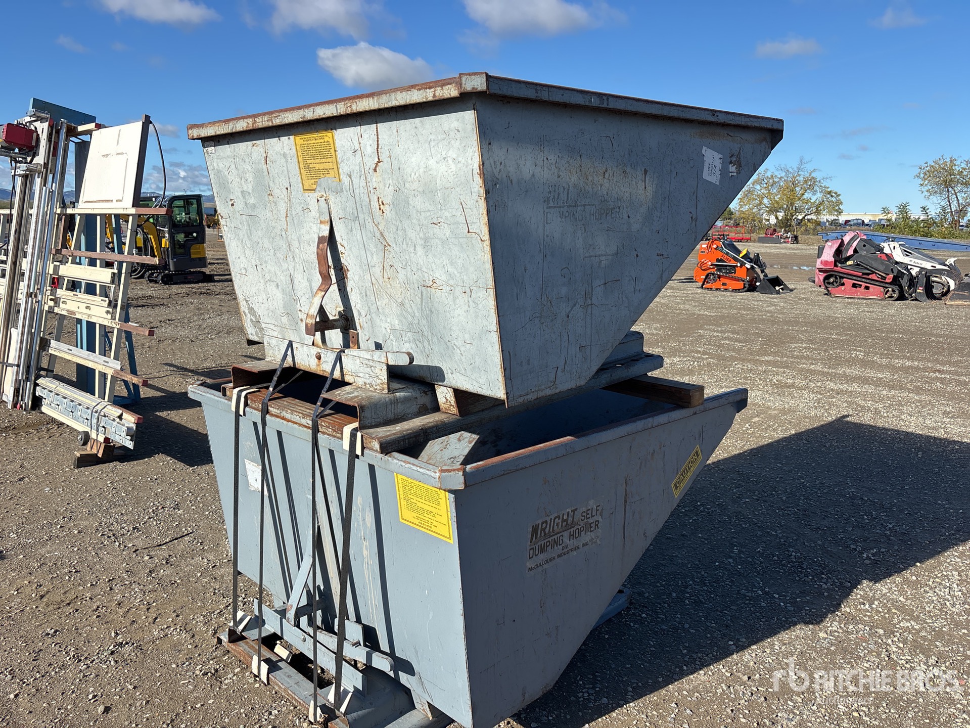 General Appearance with Featured Photo