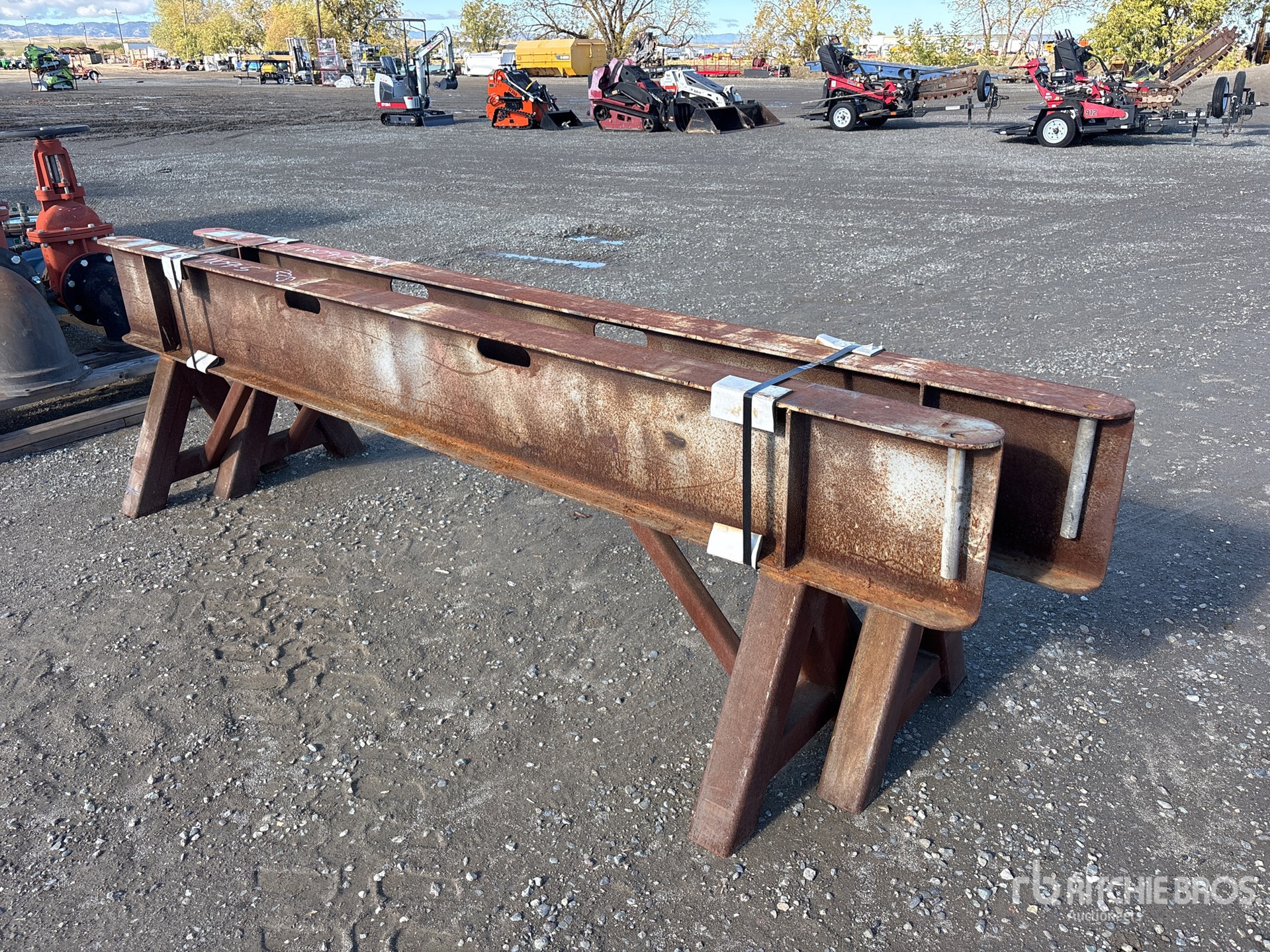 General Appearance with Foto, angolo posteriore sinistro