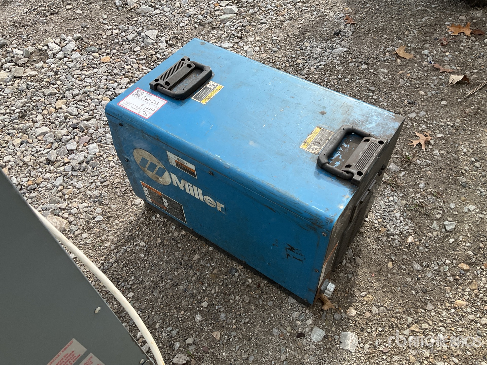 Aspect général with Image, coin arrière gauche