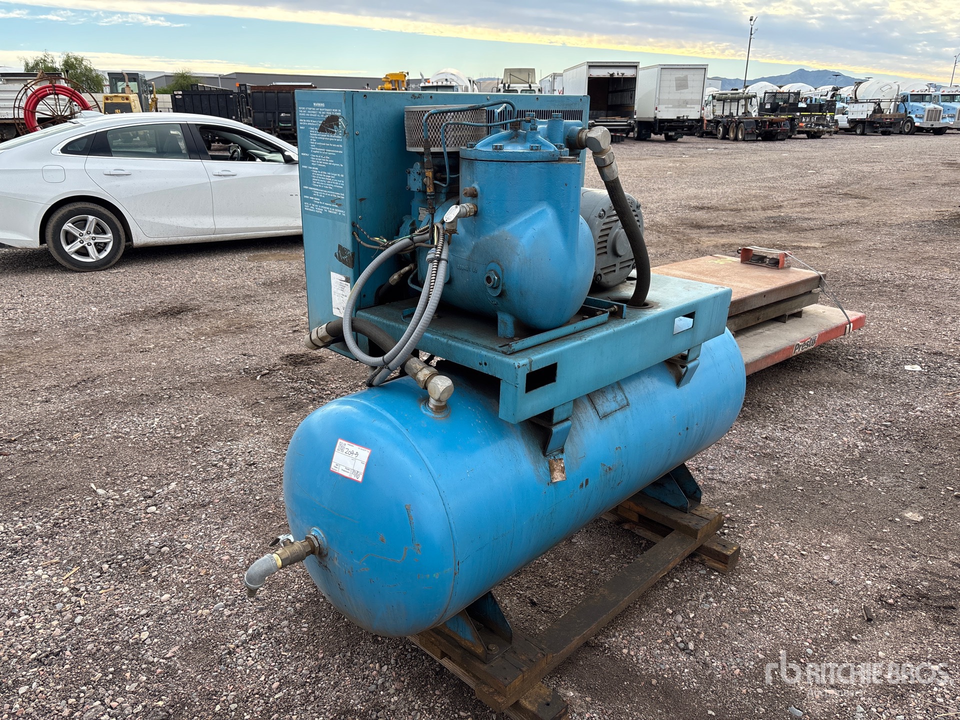 General Appearance with Picture, Left Rear Corner