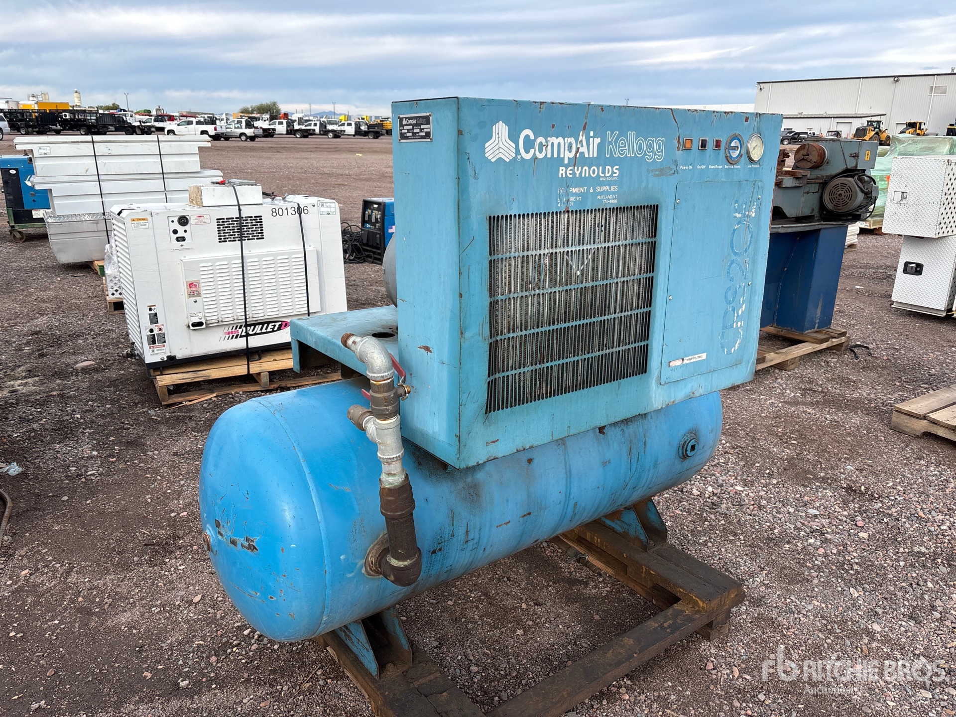 General Appearance with Picture, Right Front Corner