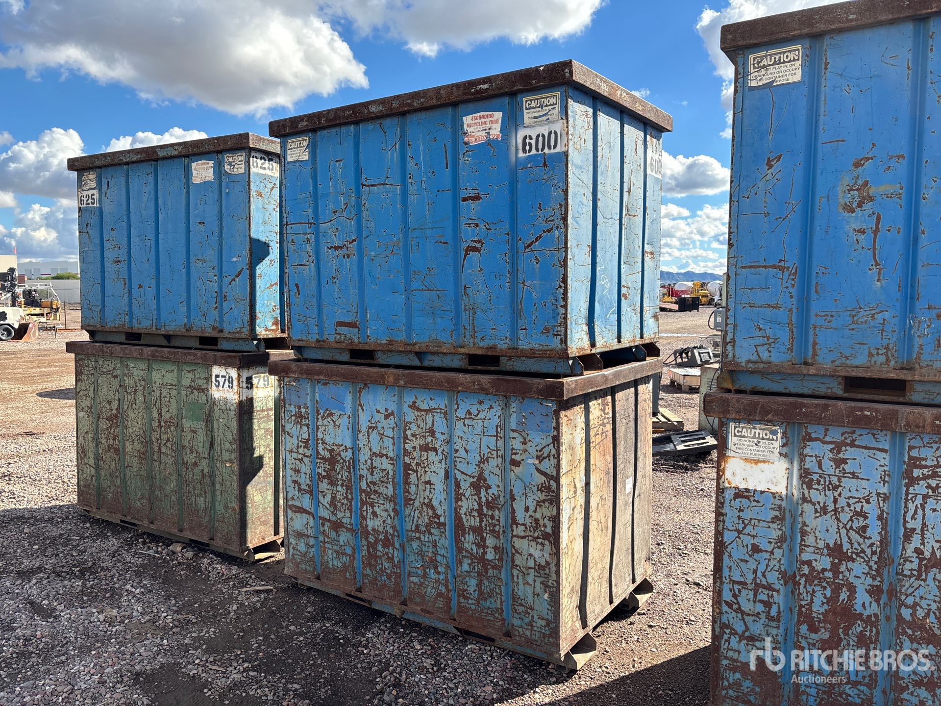 General Appearance with Image, coin arrière droit