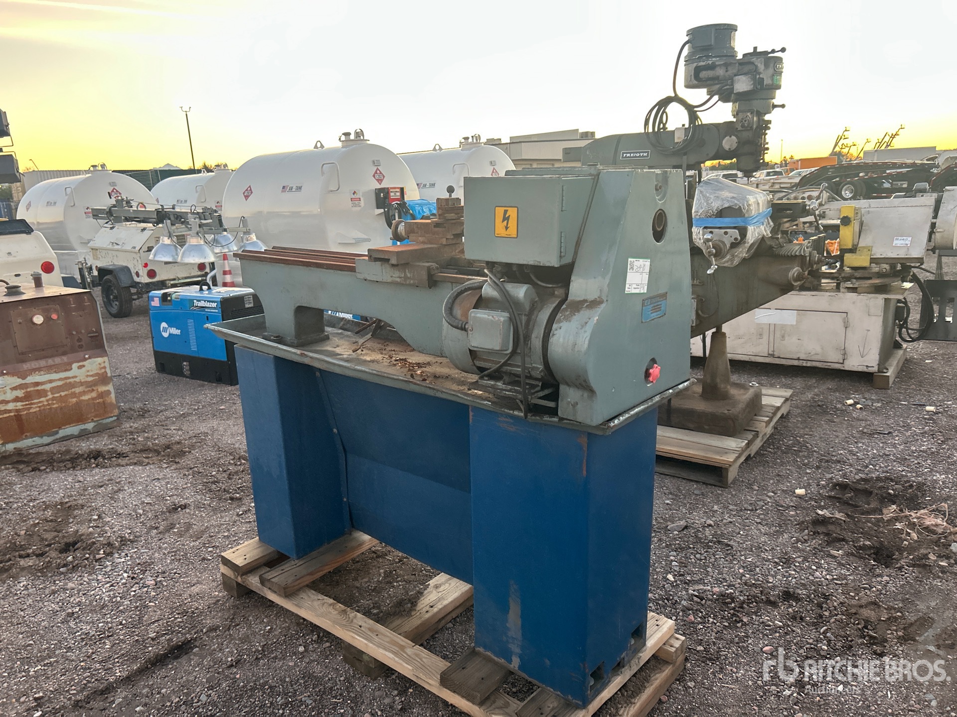 General Appearance with Picture, Left Front Corner