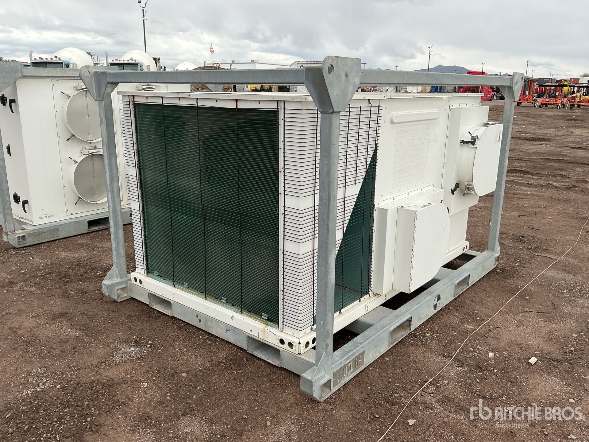 General Appearance with Bild, Ecke hinten rechts