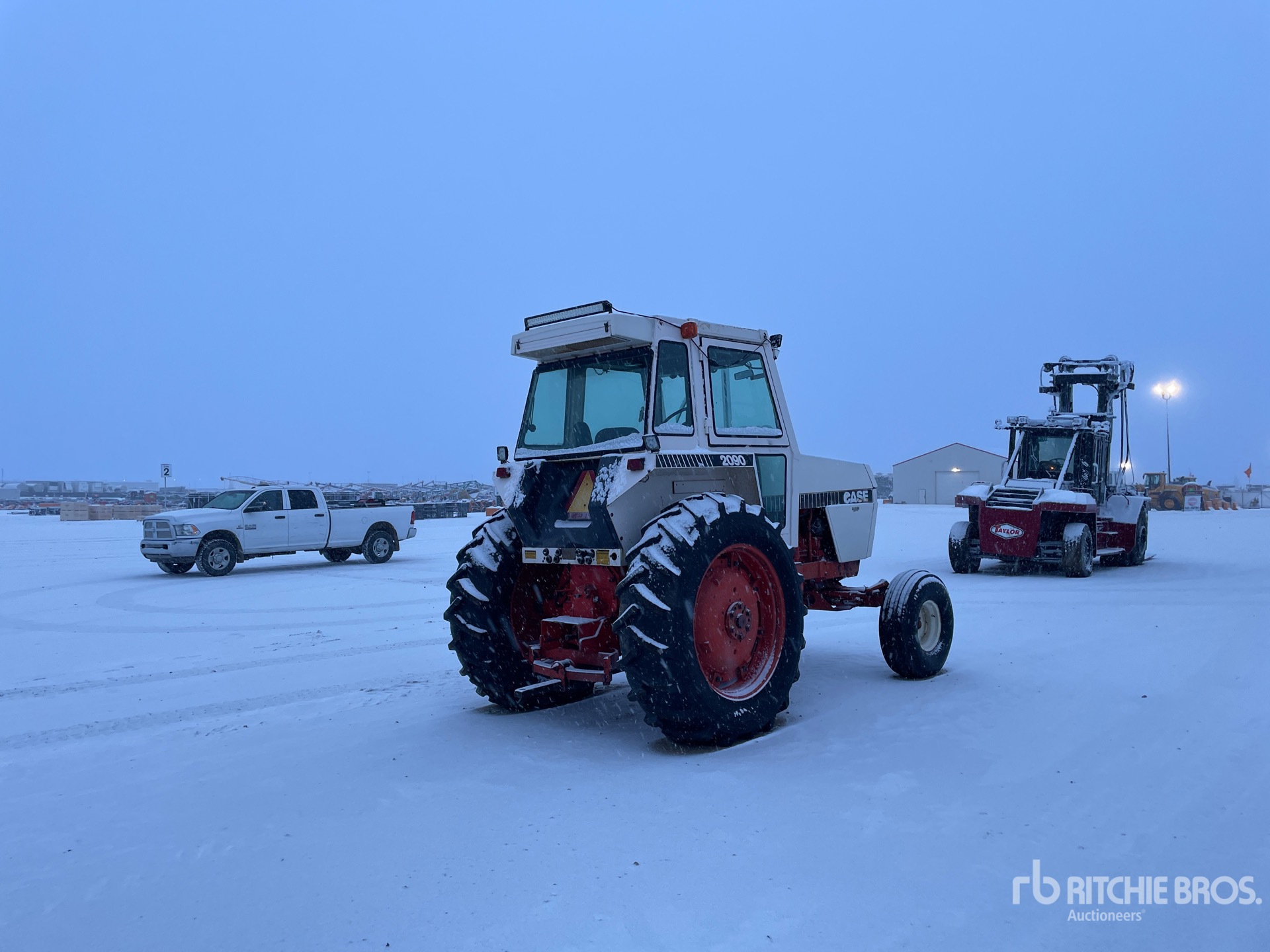 General Appearance with Picture, Right Rear Corner