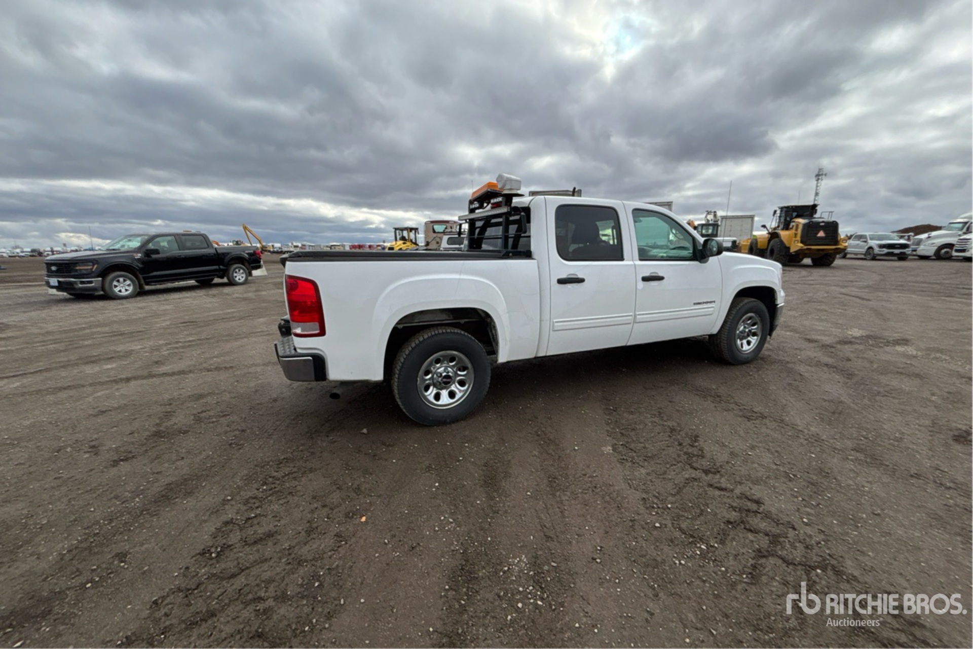 General Appearance with Imagen: esquina trasera derecha