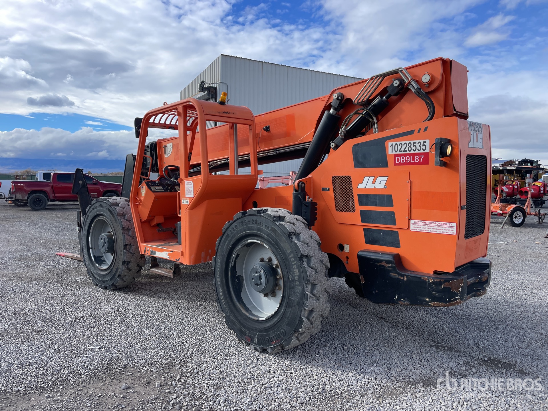 General Appearance with Picture, Left Rear Corner