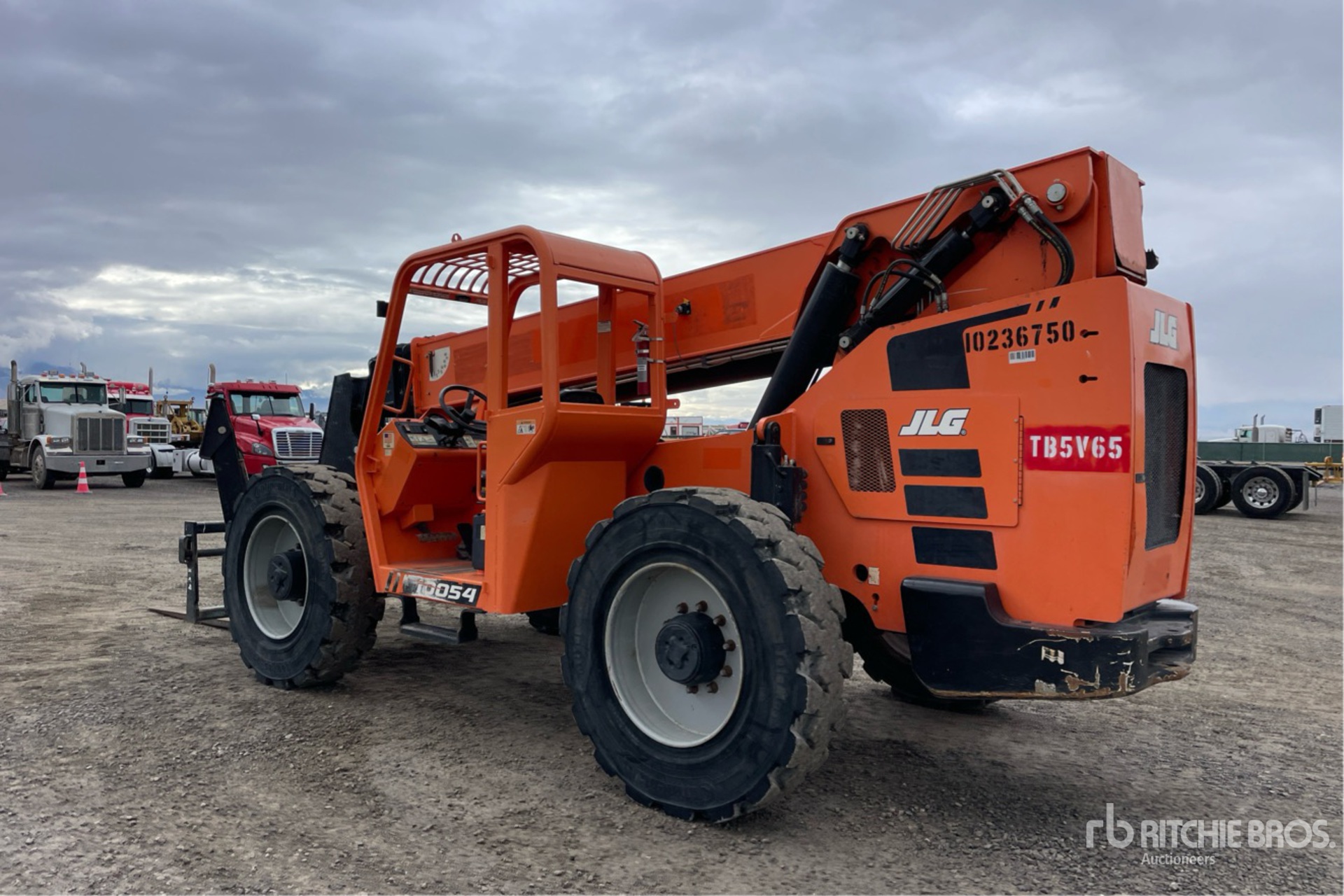 General Appearance with Picture, Left Rear Corner