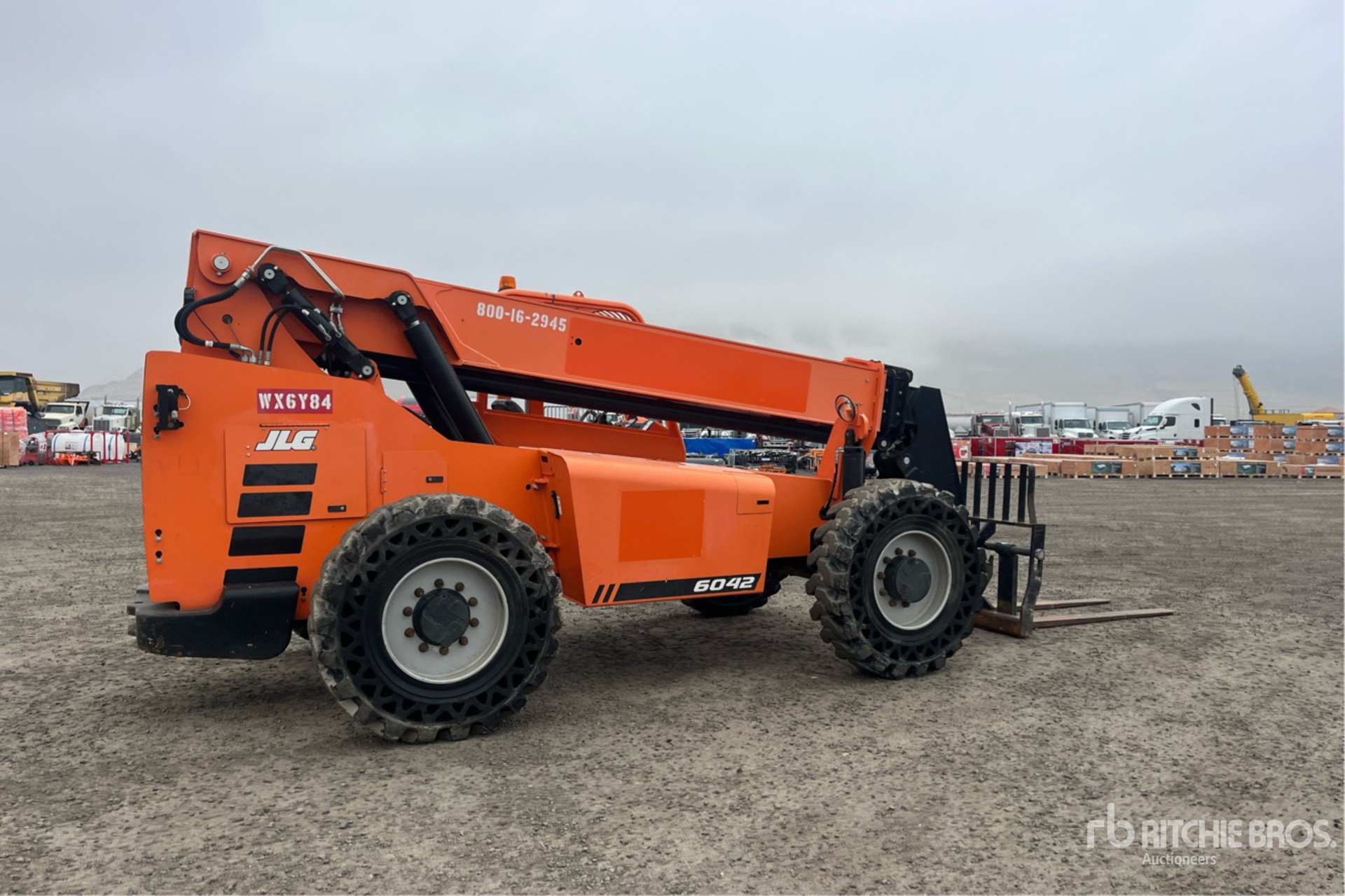 General Appearance with Picture, Right Rear Corner