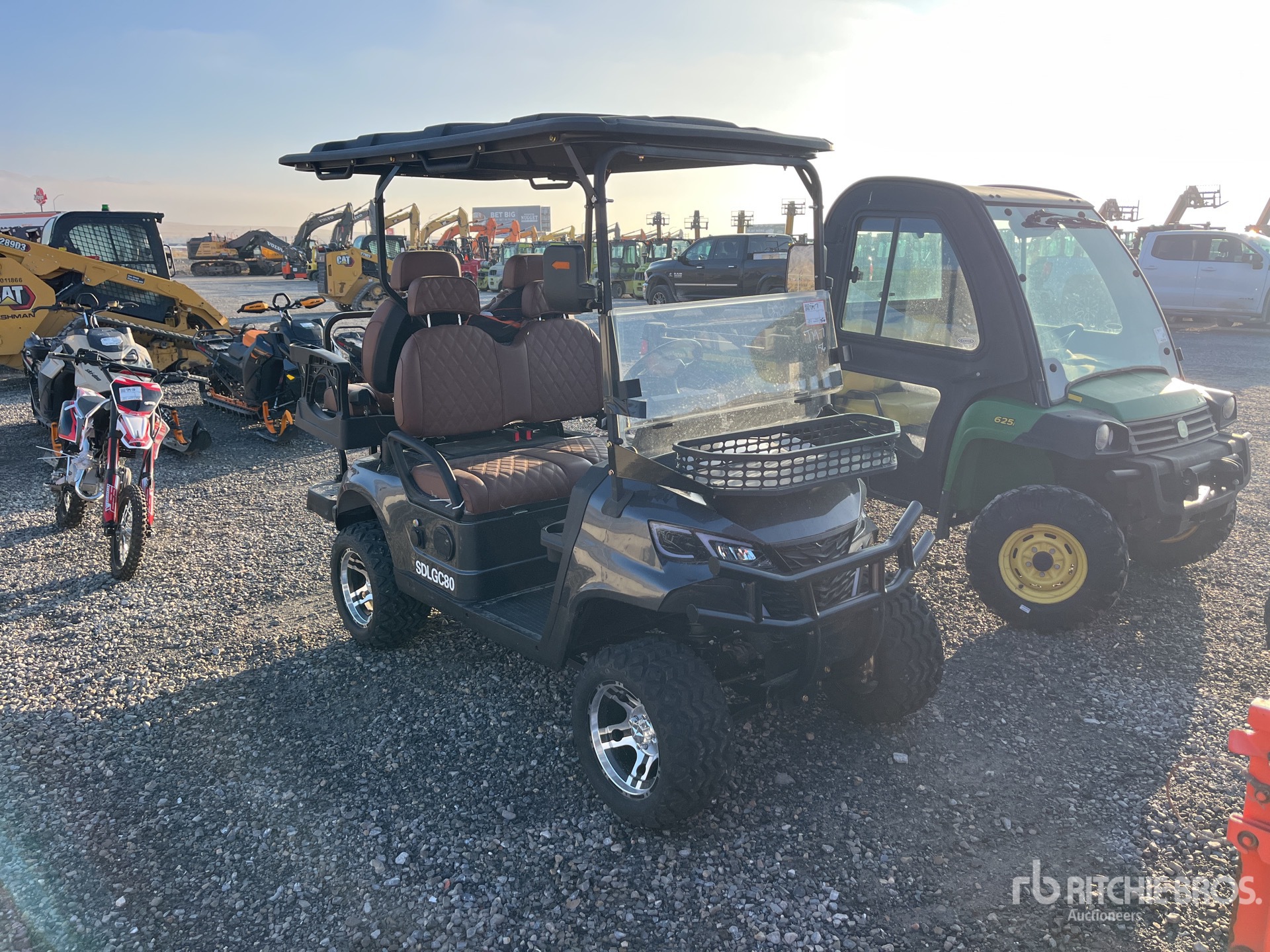 General Appearance with Imagen: esquina delantera derecha