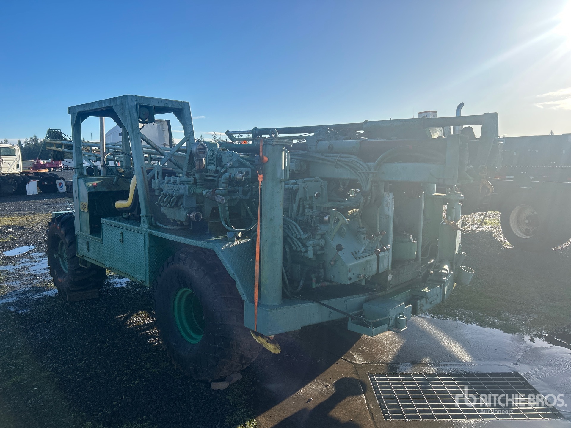 General Appearance with Picture, Left Rear Corner