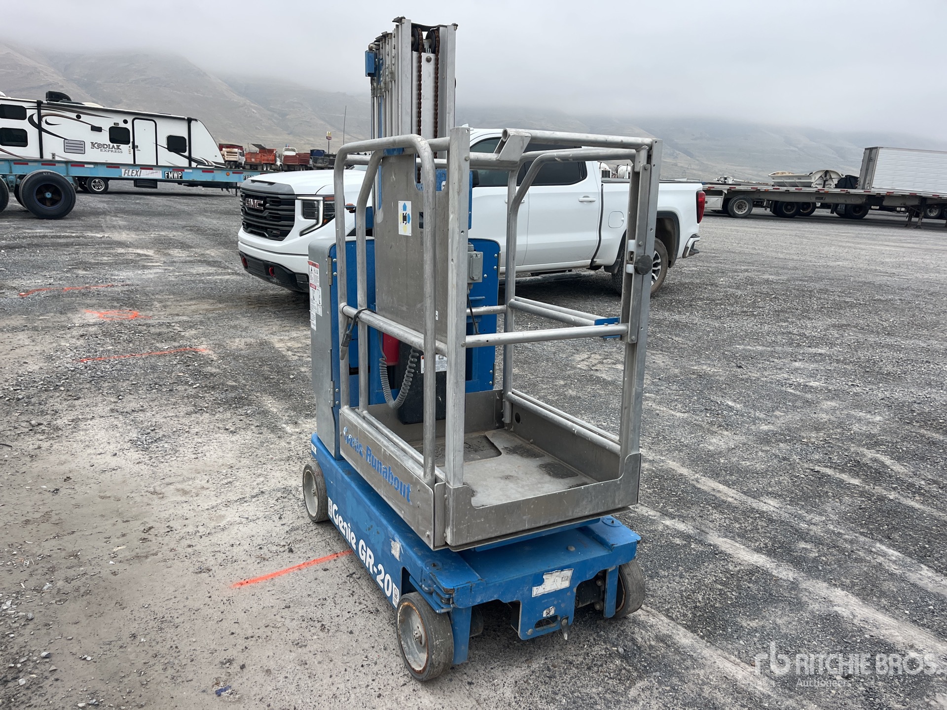 General Appearance with Picture, Right Front Corner