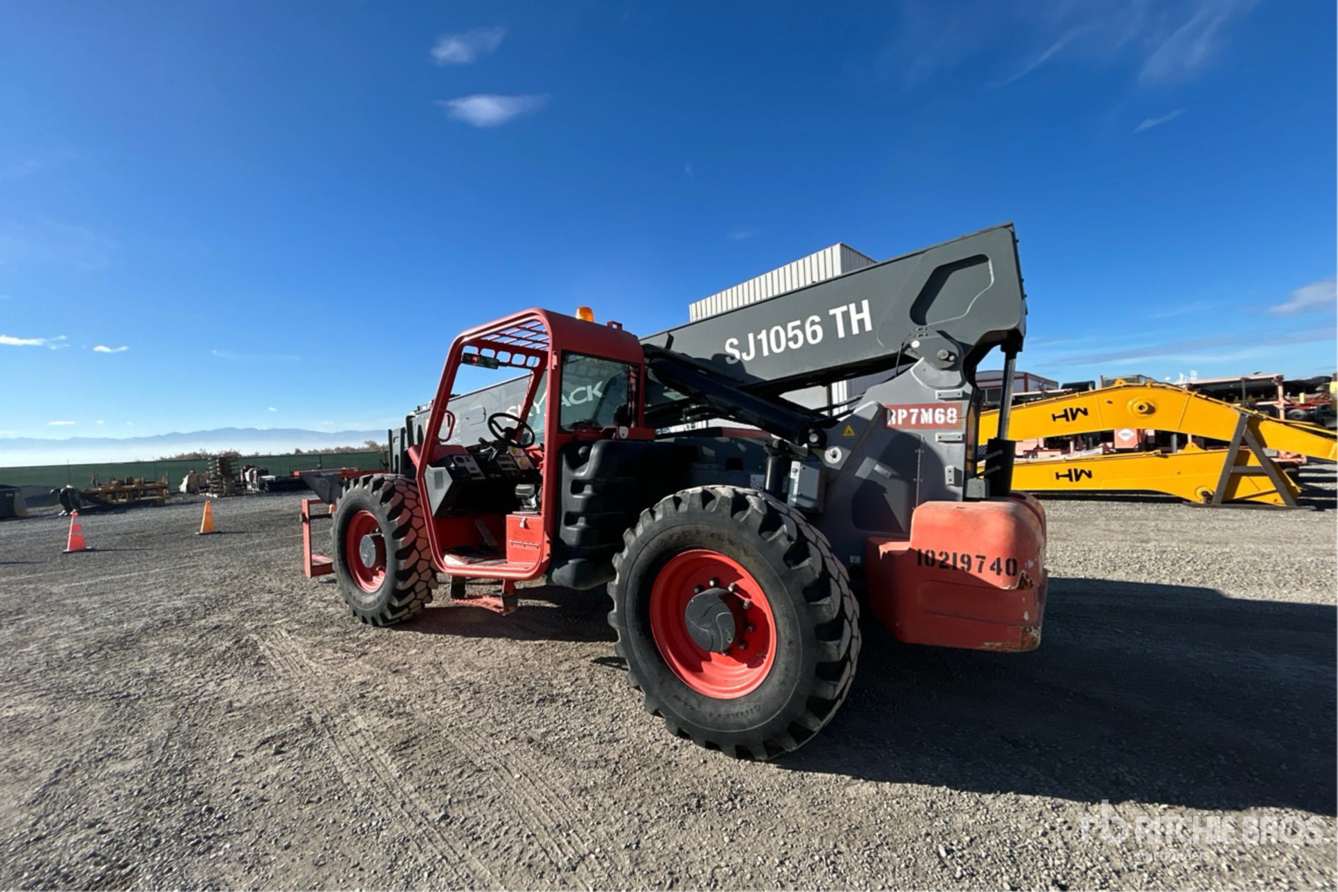 General Appearance with Bild, Ecke hinten links