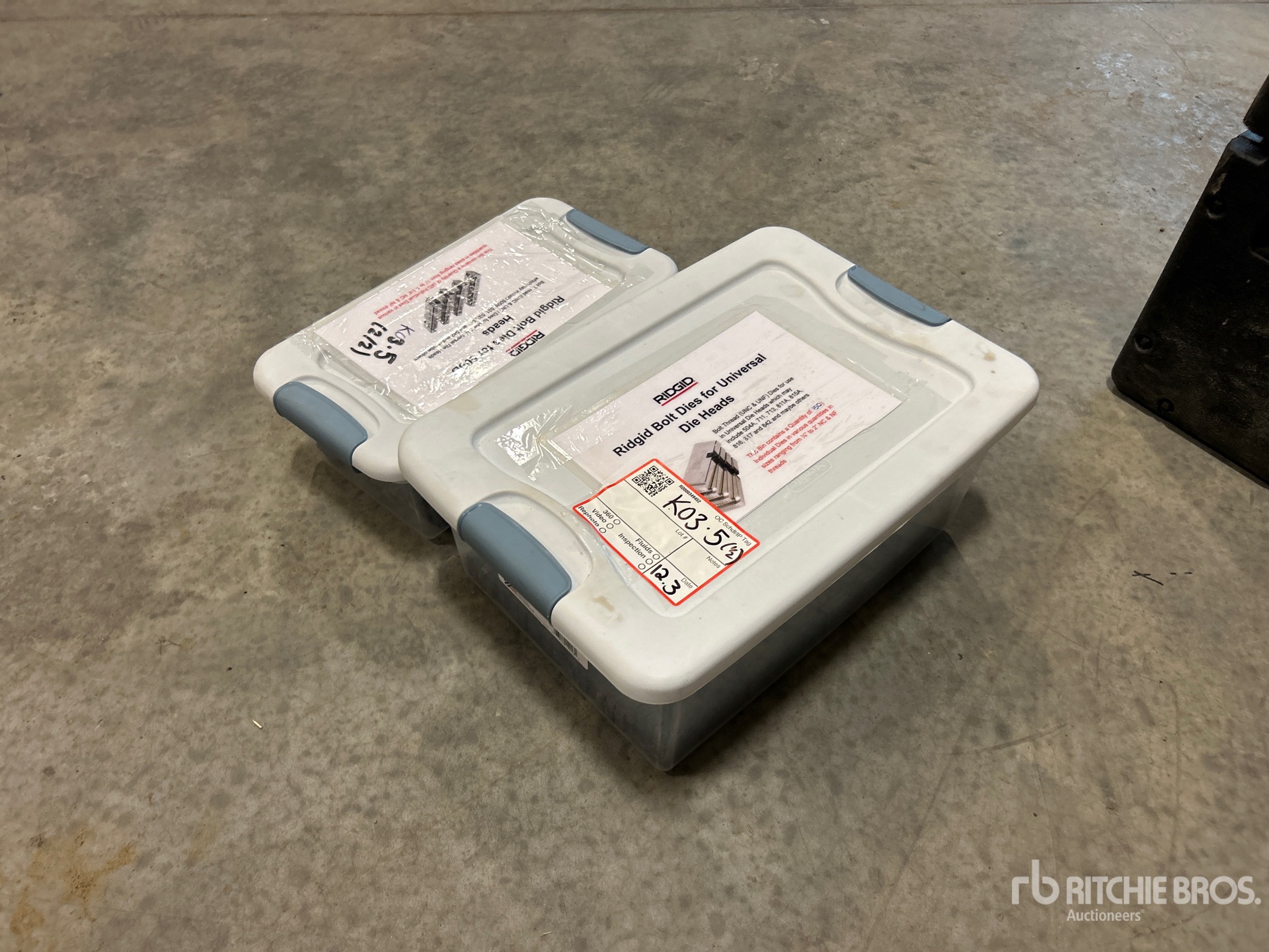 General Appearance with Foto, angolo posteriore sinistro