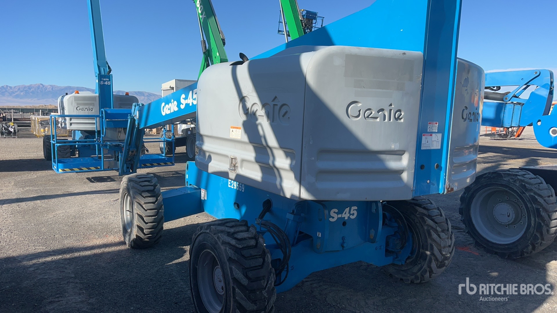 General Appearance with Picture, Left Rear Corner