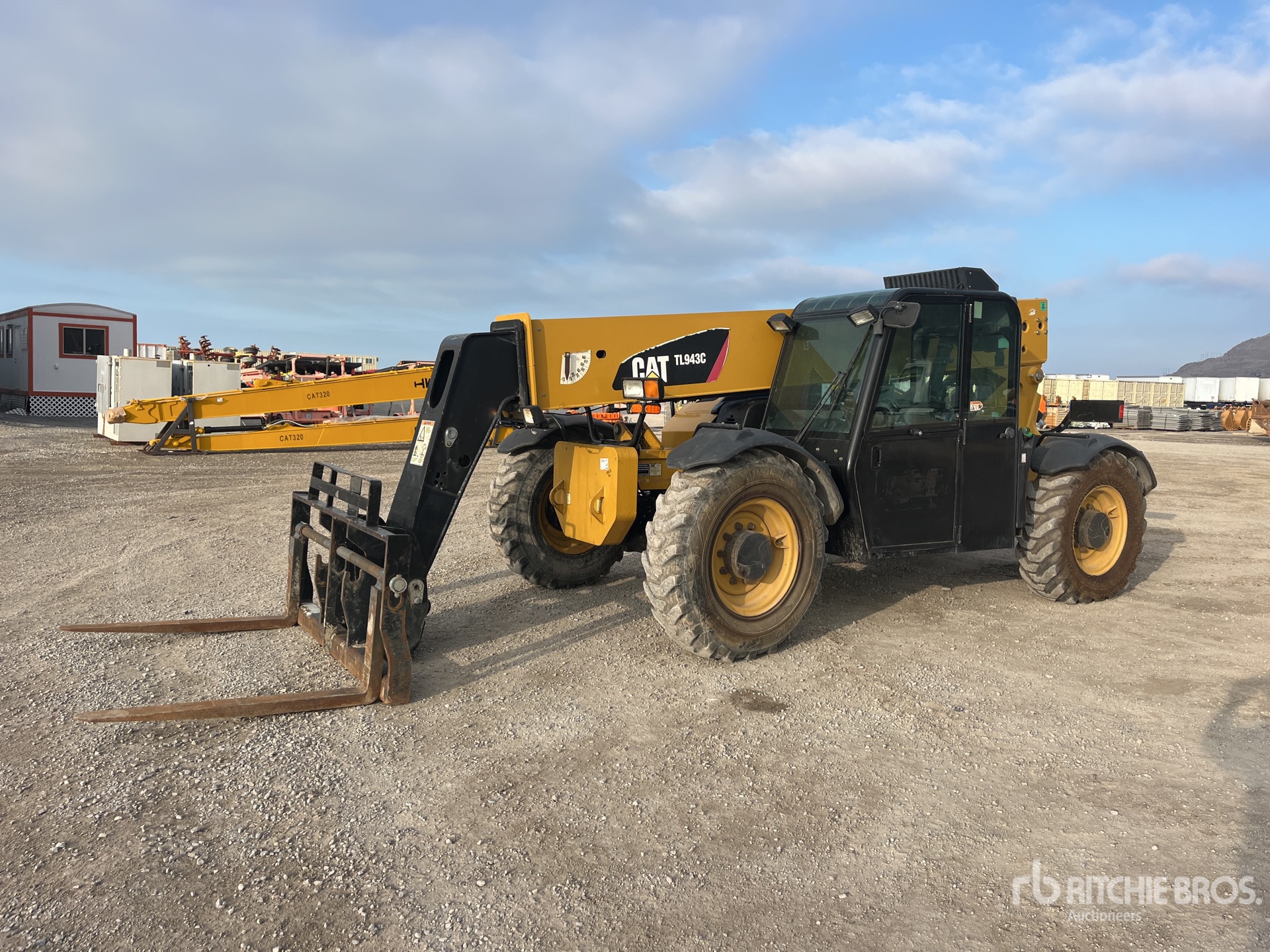 General Appearance with Featured Photo