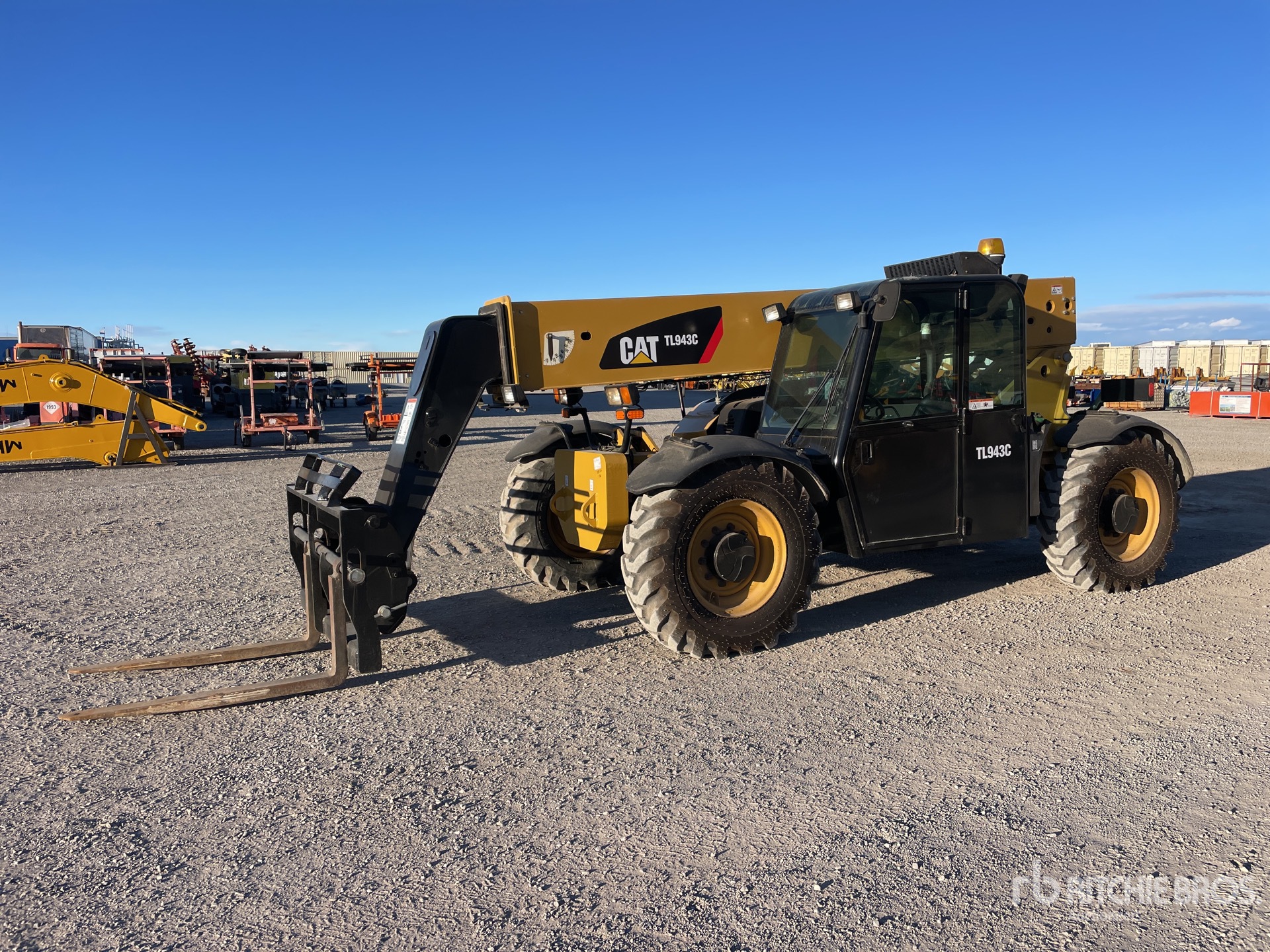 General Appearance with Bild, Ecke vorne links