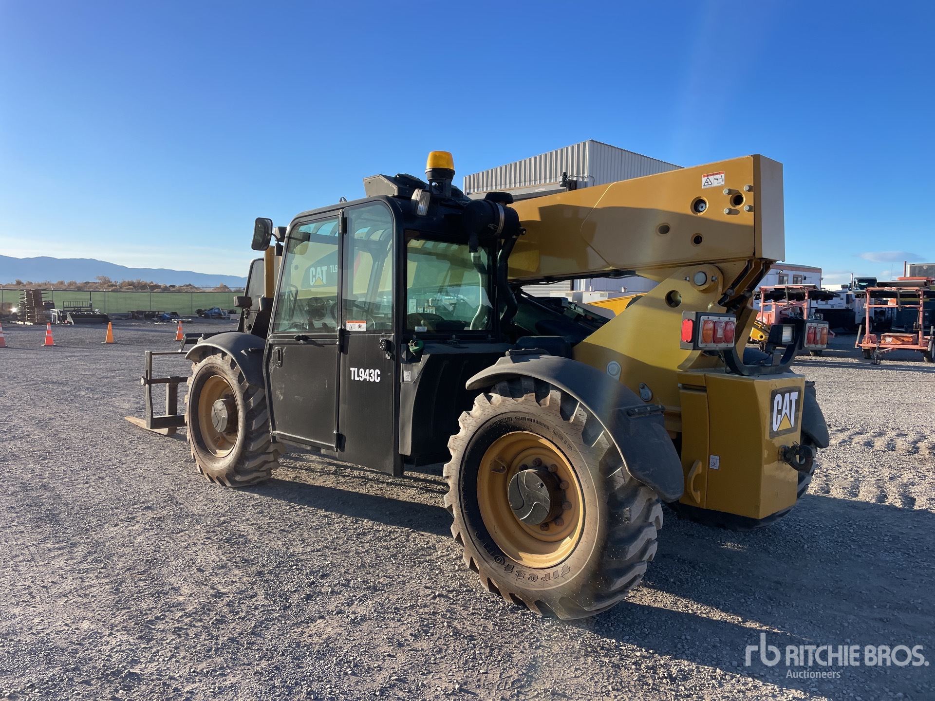 General Appearance with Bild, Ecke hinten links