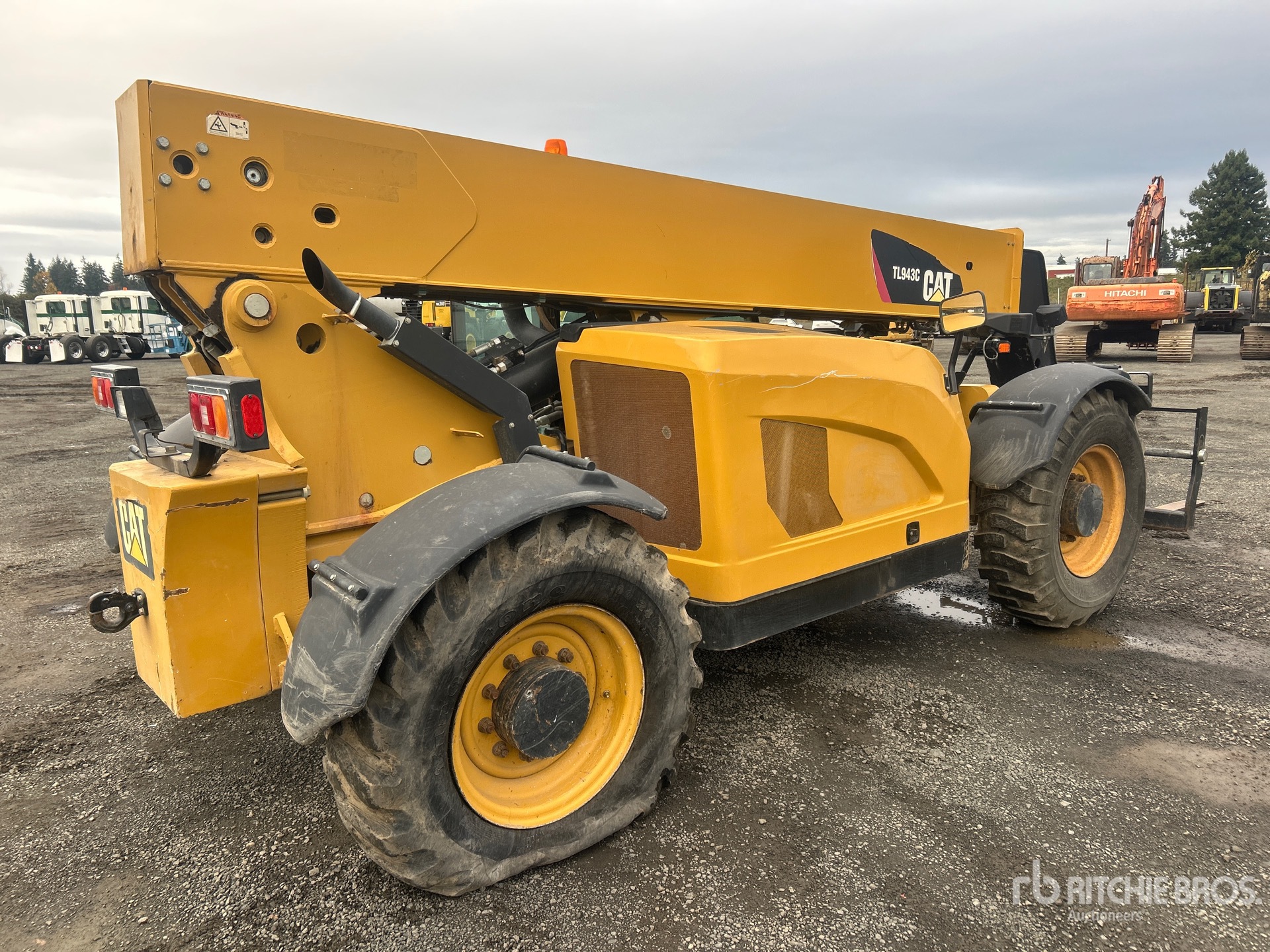 General Appearance with Picture, Right Rear Corner