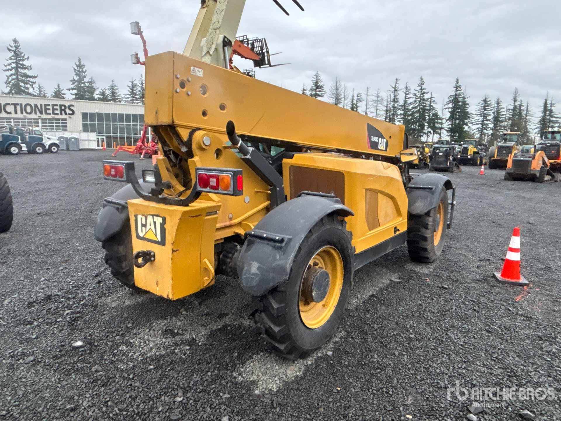 General Appearance with Picture, Right Rear Corner