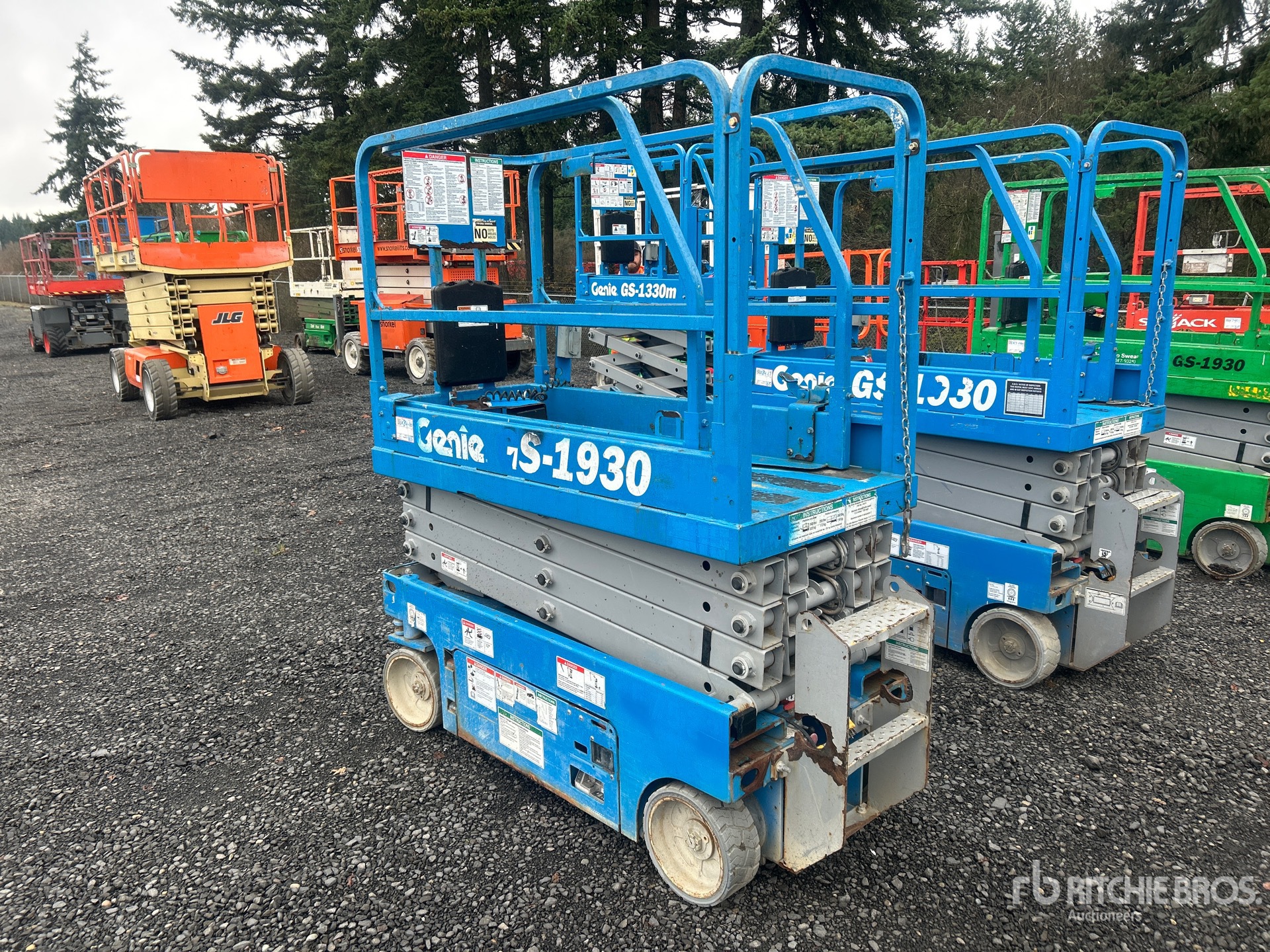 Aspect général with Image, coin arrière gauche