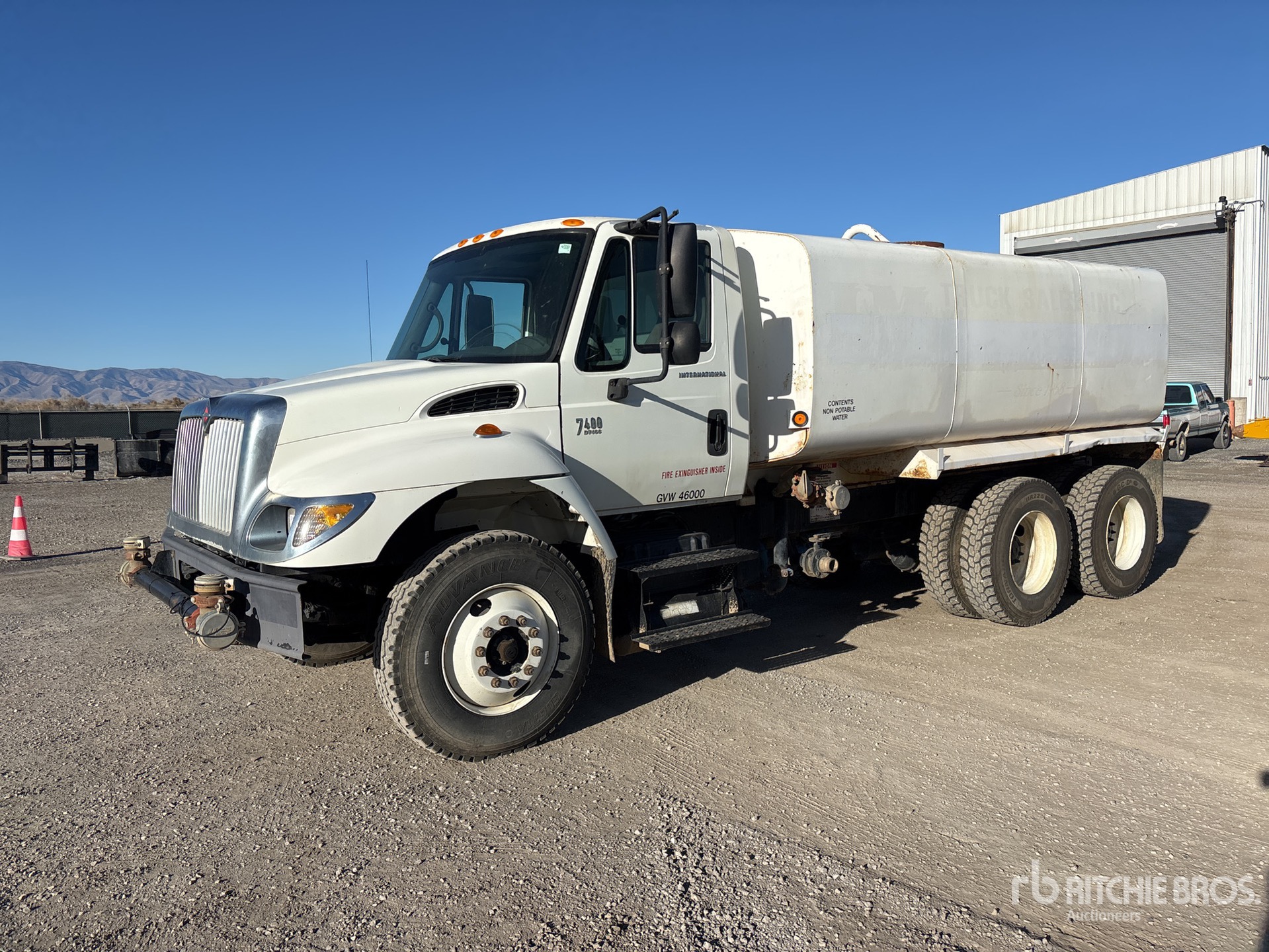 General Appearance with Picture, Left Front Corner