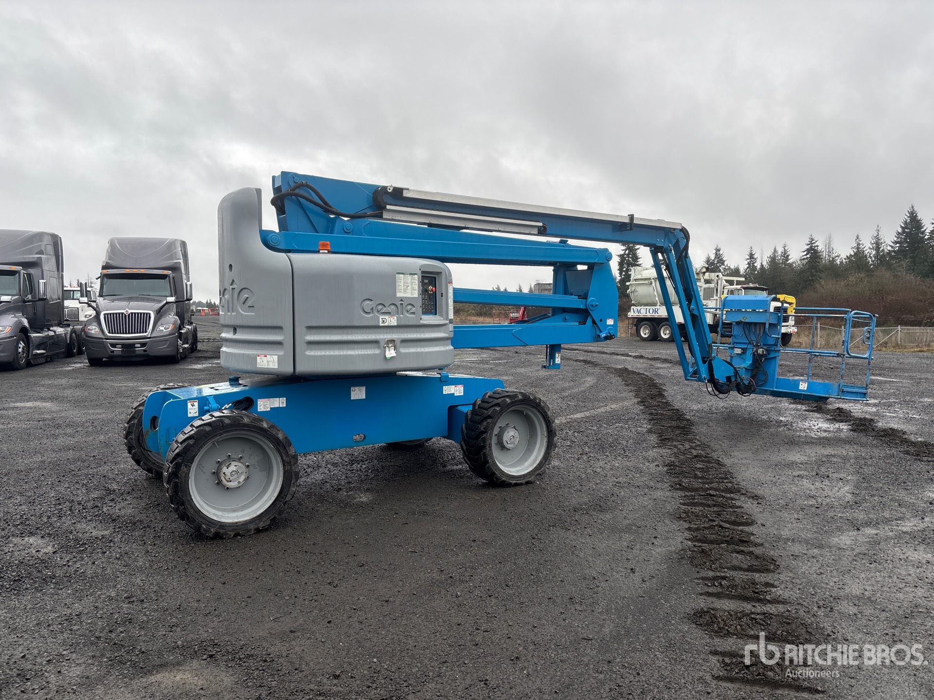 General Appearance with Picture, Right Rear Corner