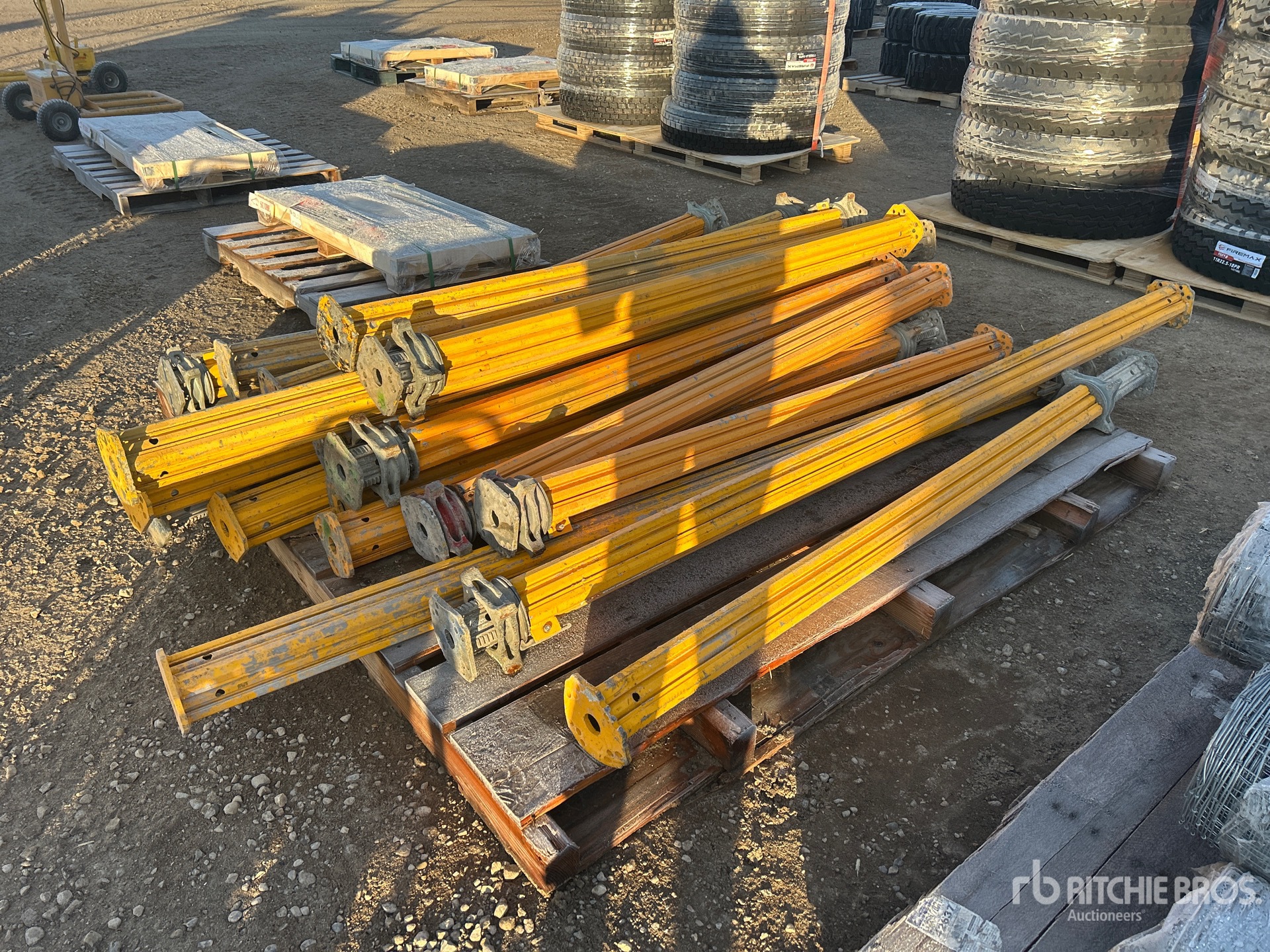 General Appearance with Foto, angolo anteriore destro