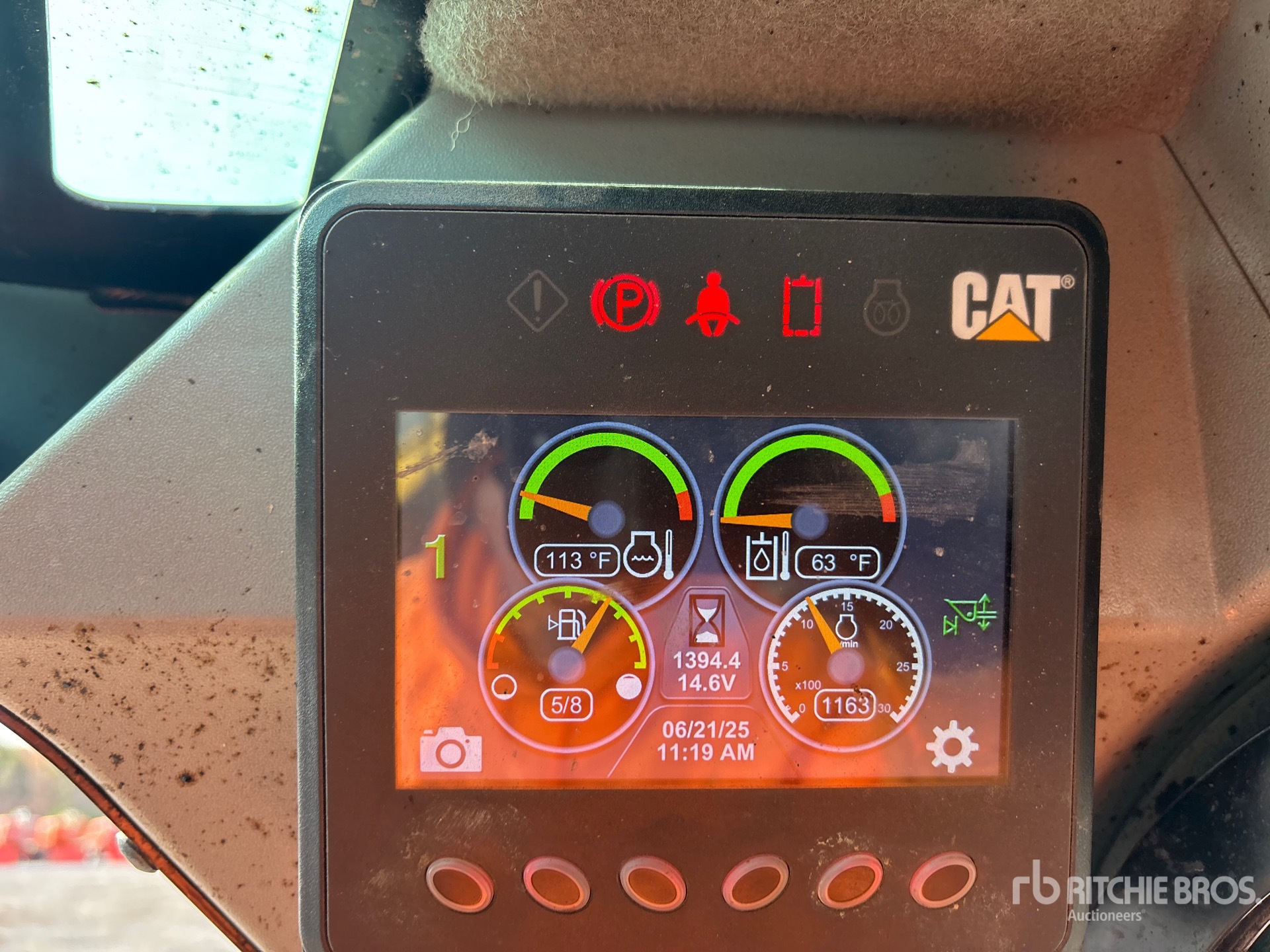 General Appearance with Hour Meter / Odometer