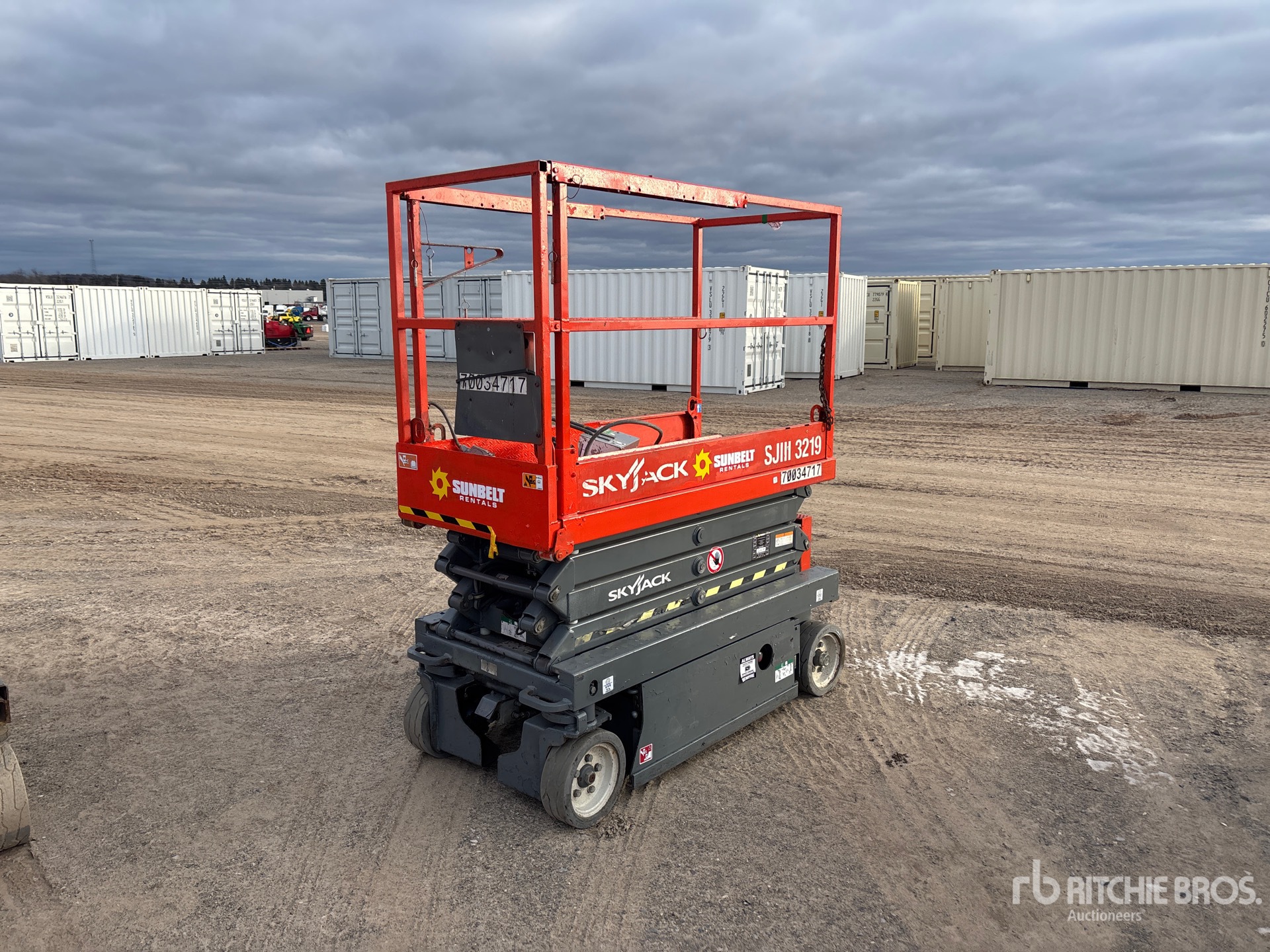 General Appearance with Featured Photo